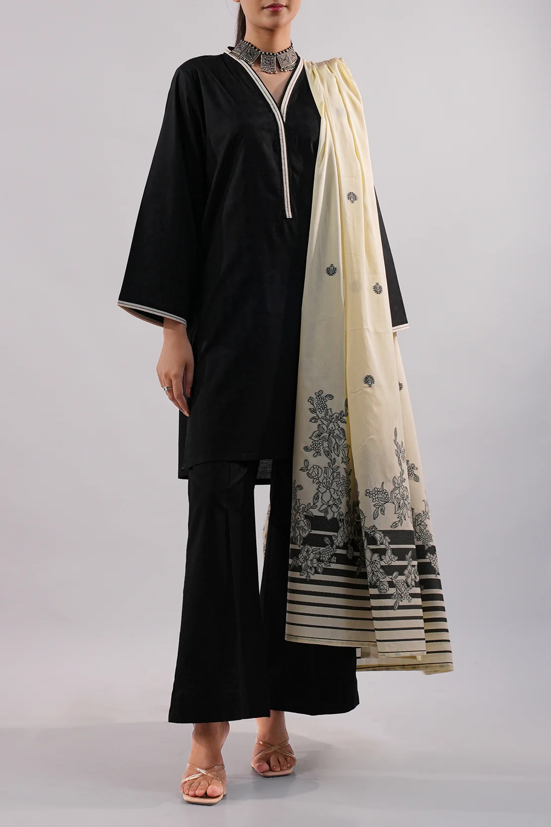 Cotton Jacquard Stitched 3 Piece - Image 2