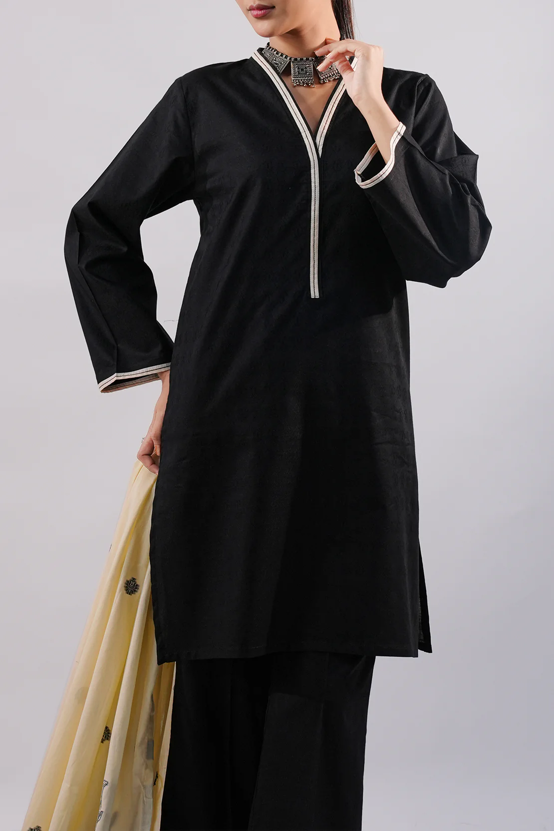 Cotton Jacquard Stitched 3 Piece - Image 9