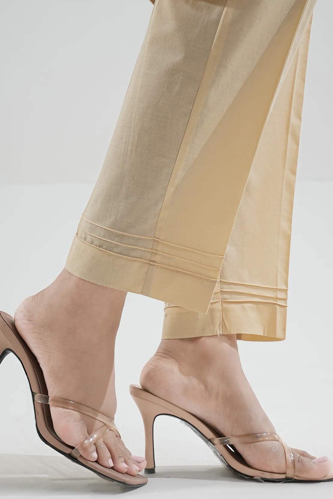 Dyed Lawn Stitched Pant - Image 2