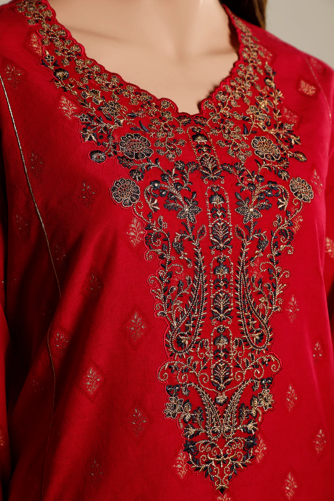 Embroidered Cotton Jacquard Stitched 3 Piece - Image 3