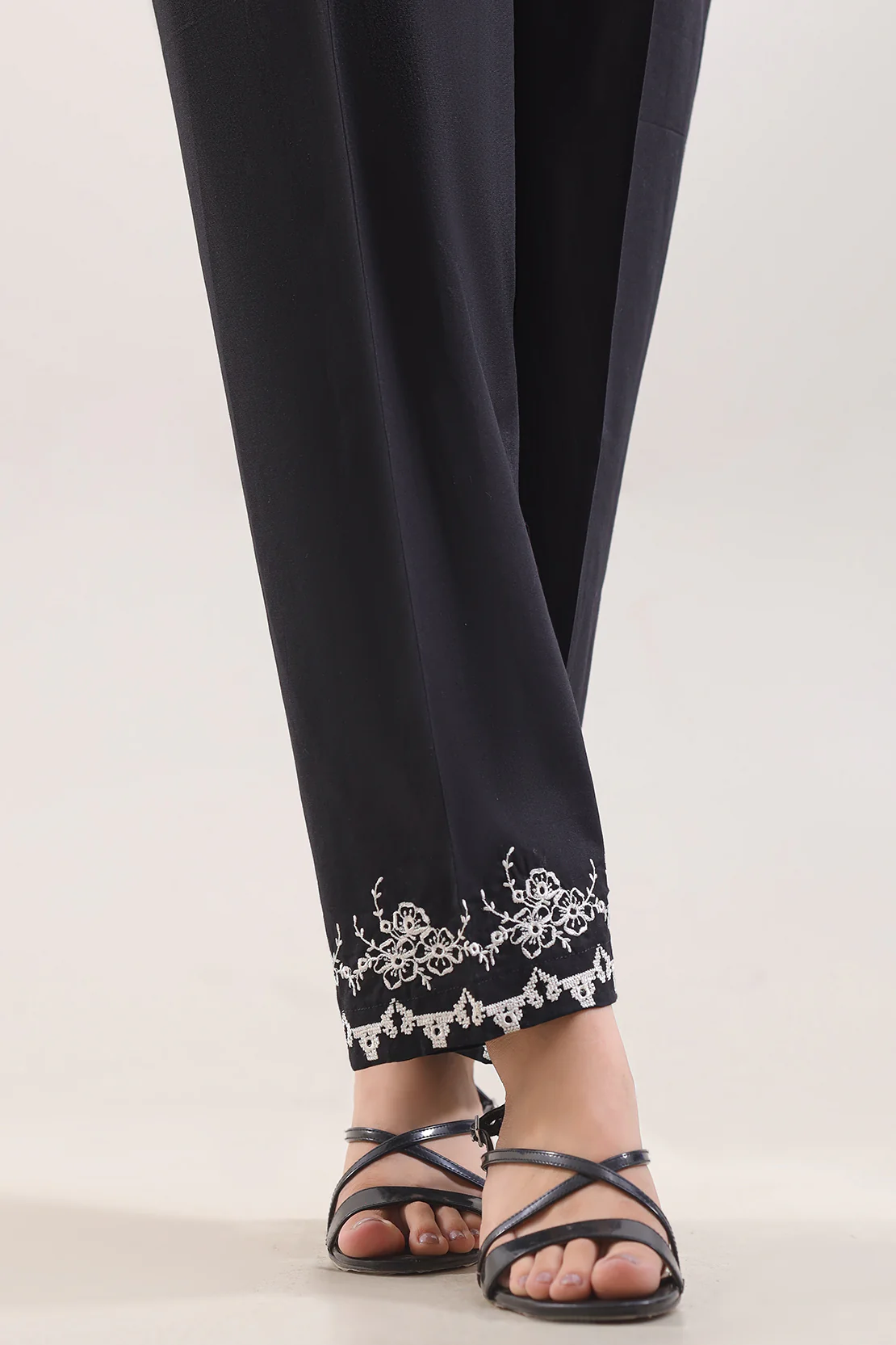 Embroidered Cotton Pant
