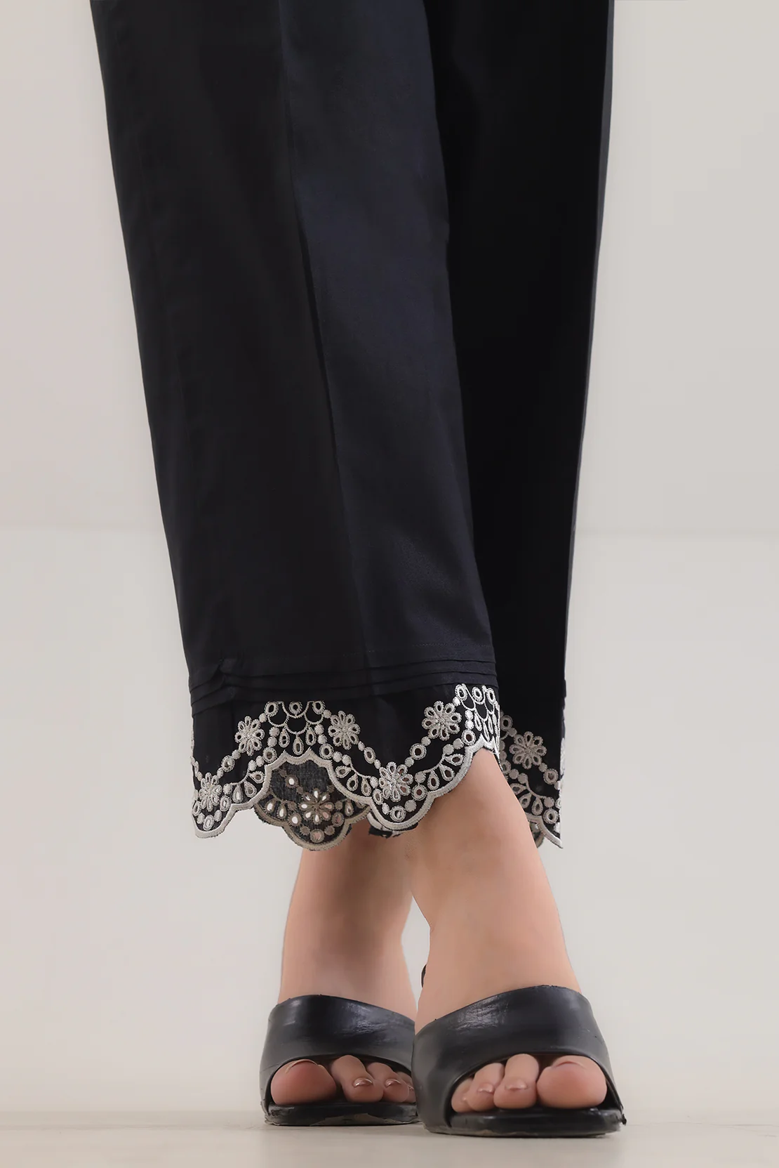 Embroidery Cambric Pant - Image 3