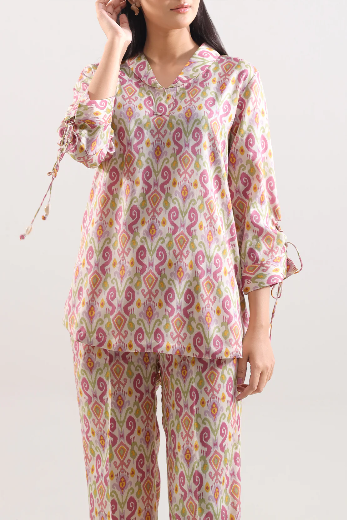 Printed Arabic Lawn Stitched 2 Piece (Shirt/Trouser) - Image 2