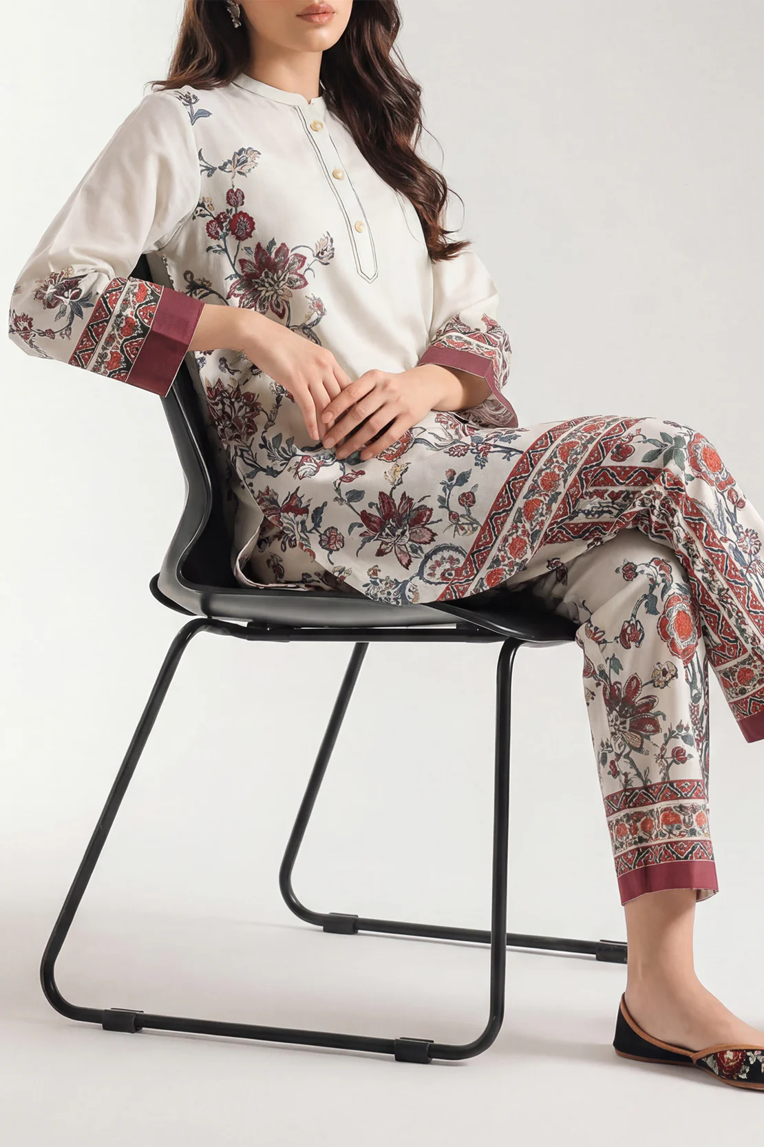 Printed Arabic Lawn Stitched 2 Piece (Shirt/Trouser)
