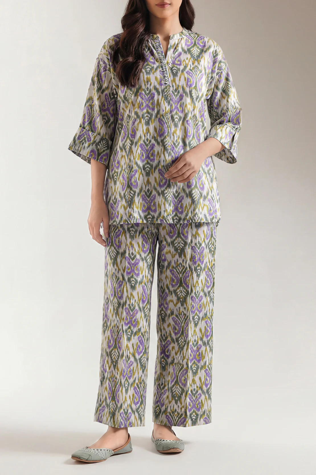 Printed Arabic Lawn Stitched 2 Piece (Shirt/Trouser)