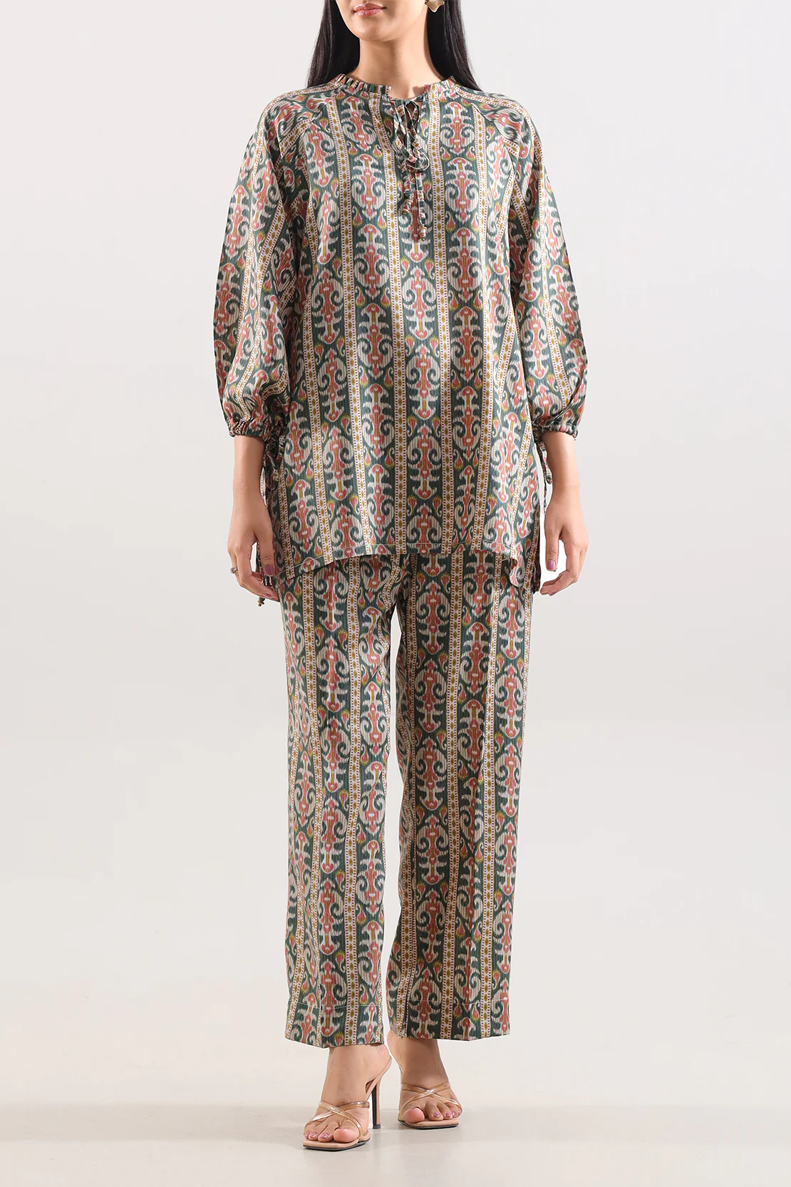 Printed Arabic Lawn Stitched 2 Piece (Shirt/Trouser)