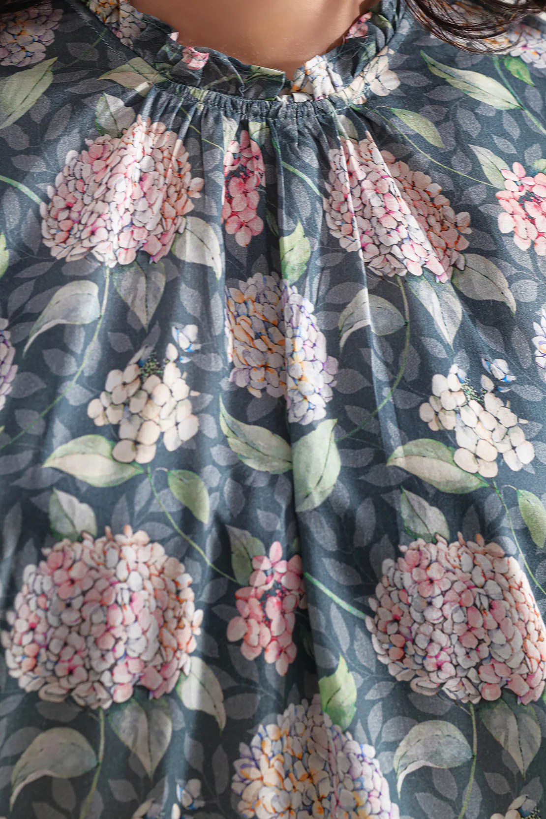 Printed Arabic Lawn Stitched Shirt - Image 5