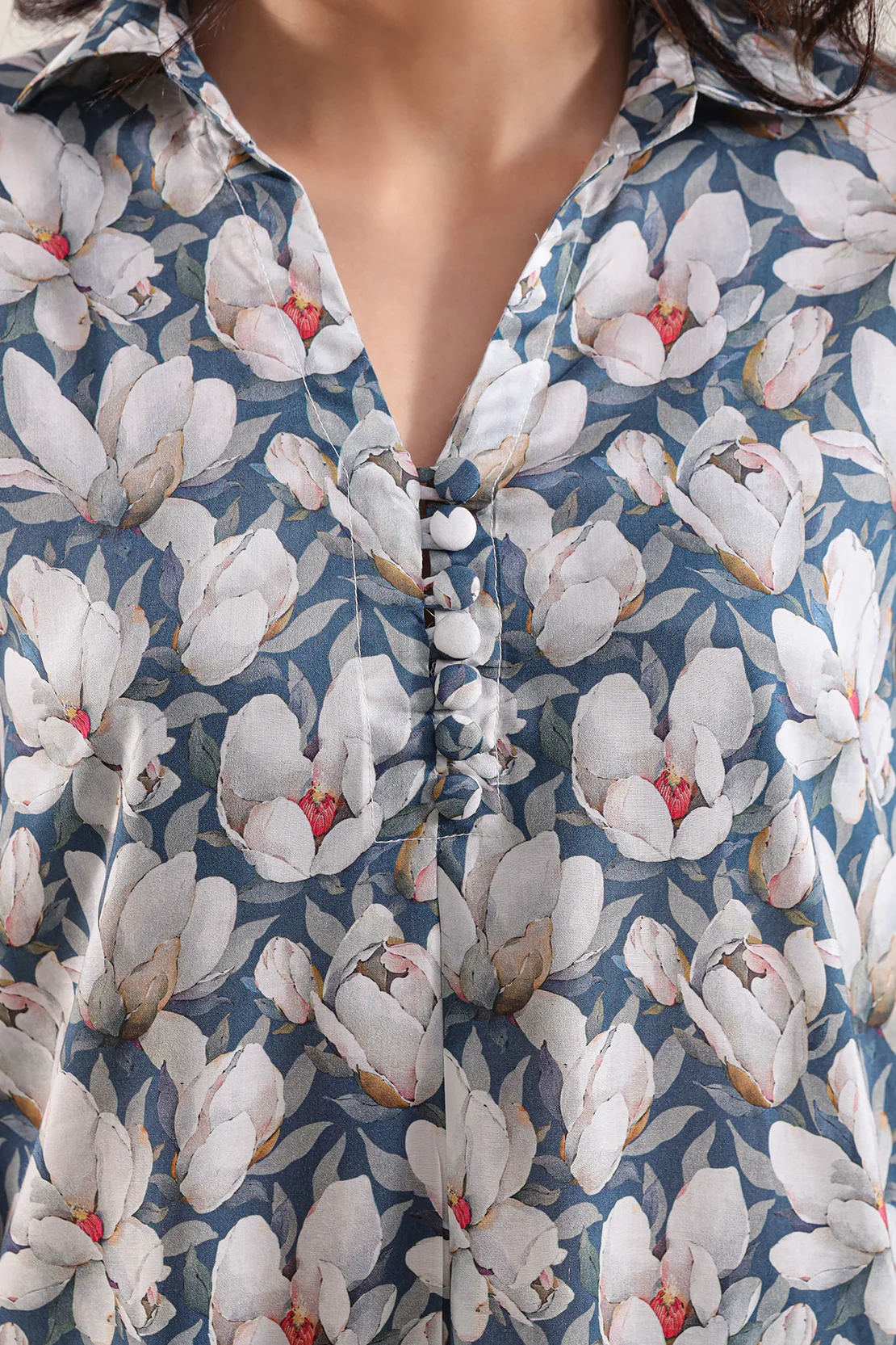 Printed Arabic Lawn Stitched Shirt - Image 4