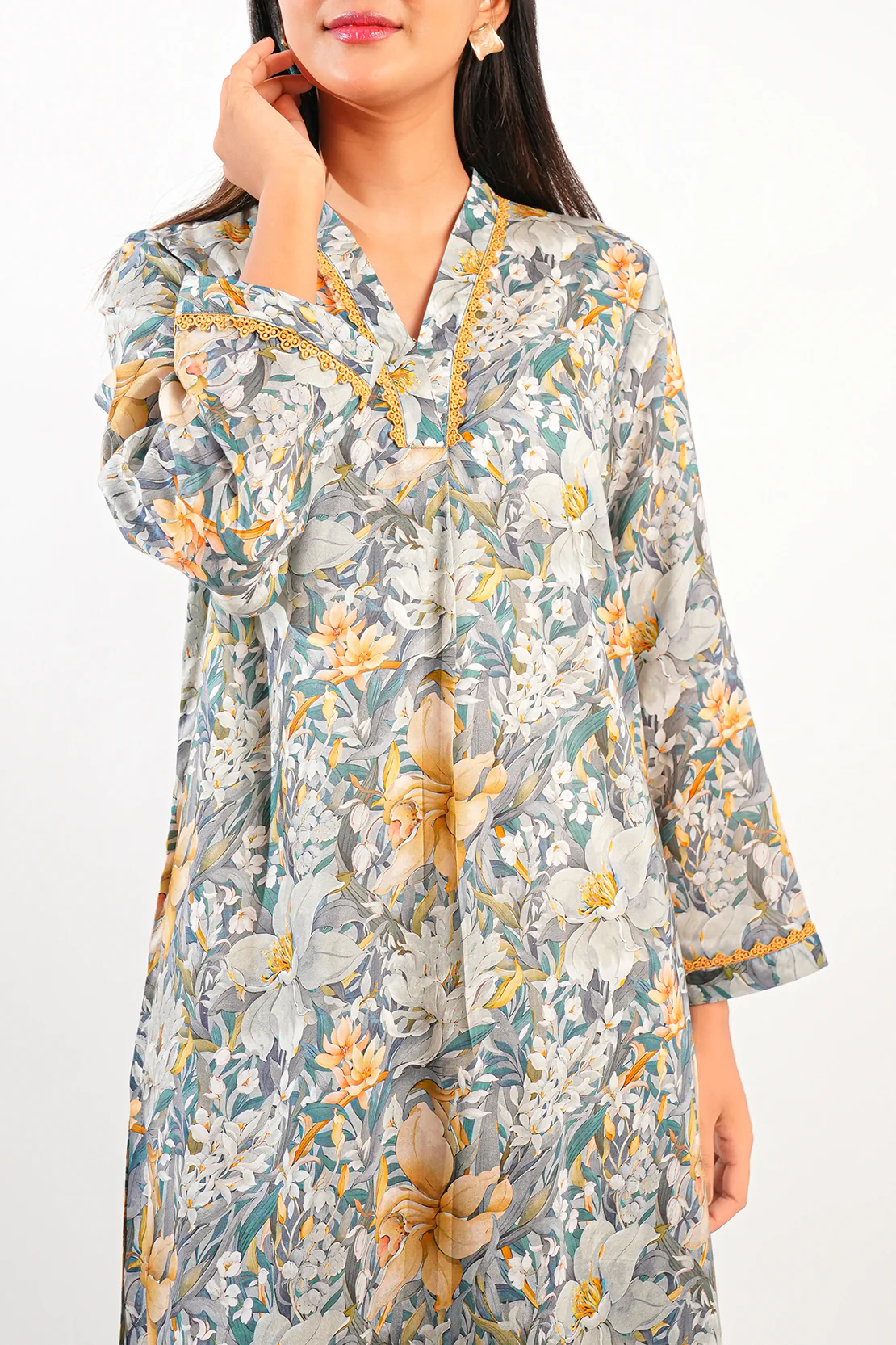 Printed Arabic Lawn Stitched Shirt - Image 7