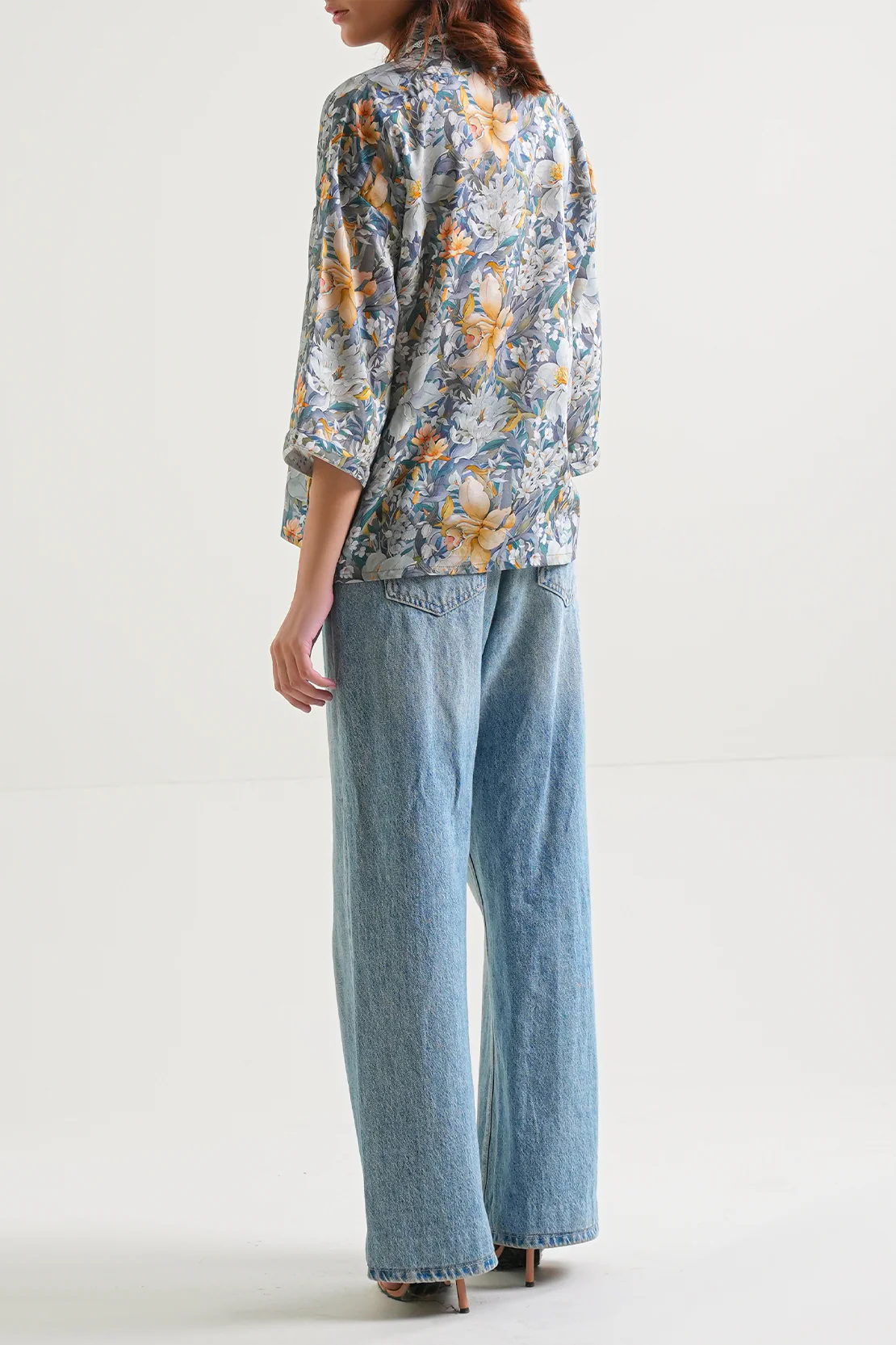 Printed Arabic Lawn Stitched Shirt - Image 4