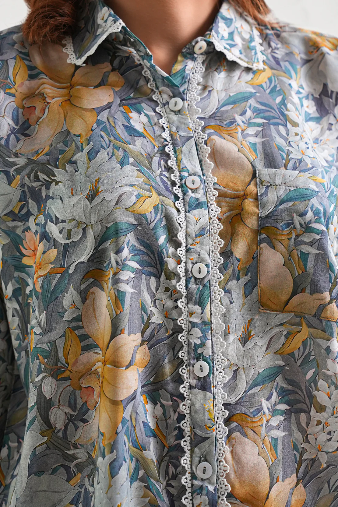Printed Arabic Lawn Stitched Shirt - Image 6
