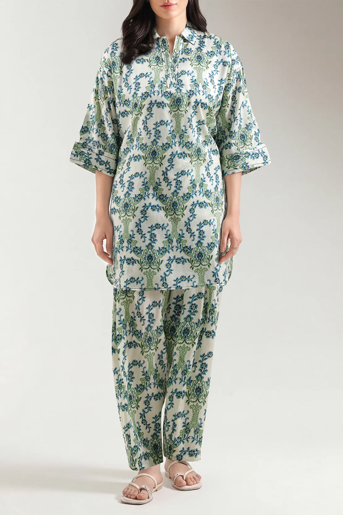 Printed Arabic Lawn Stitched Shirt
