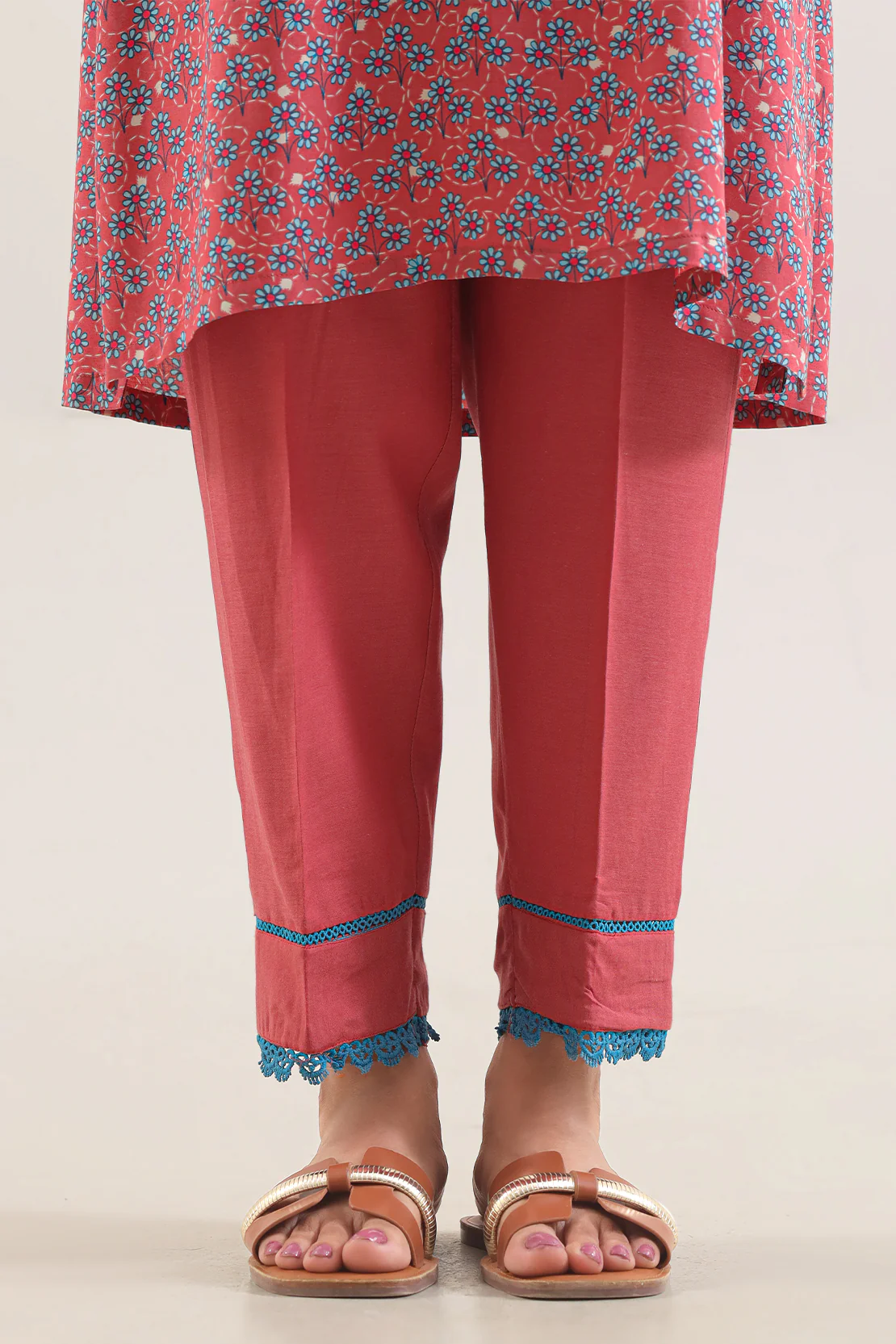 Printed Arabic Linen Stitched 3 Piece - Image 6