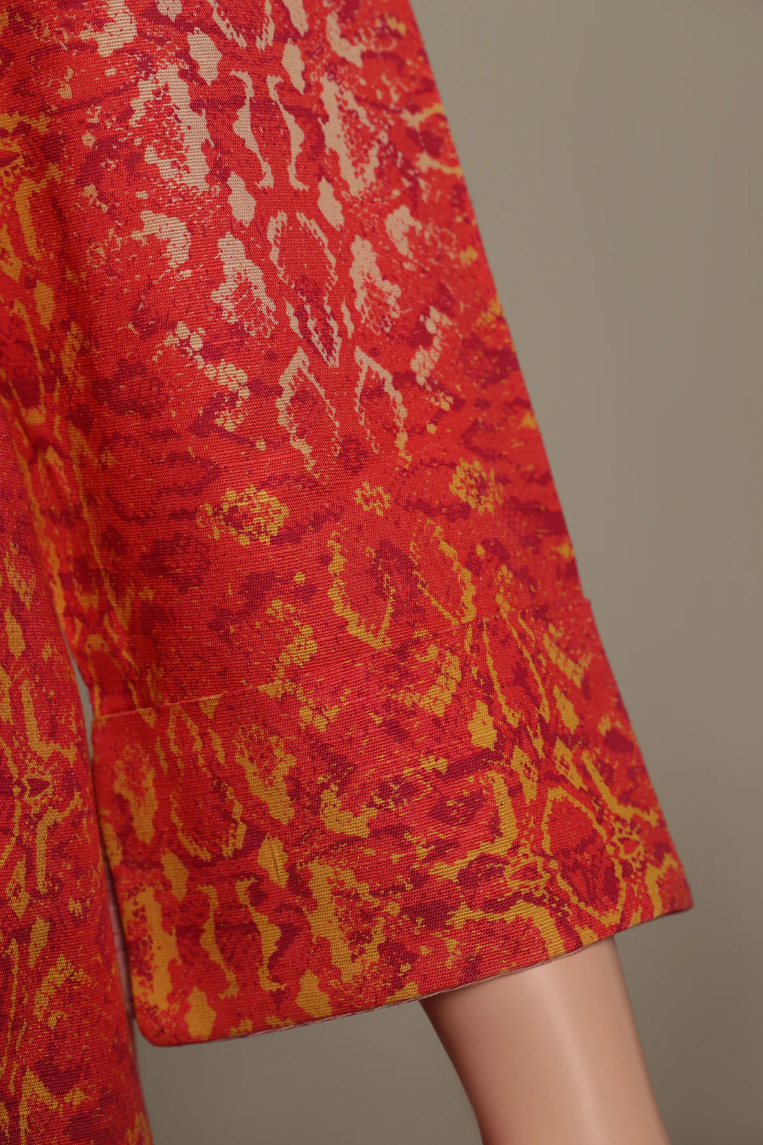 Printed Cross Hatch Stitched 2 Piece (Shirt/Trouser) - Image 4