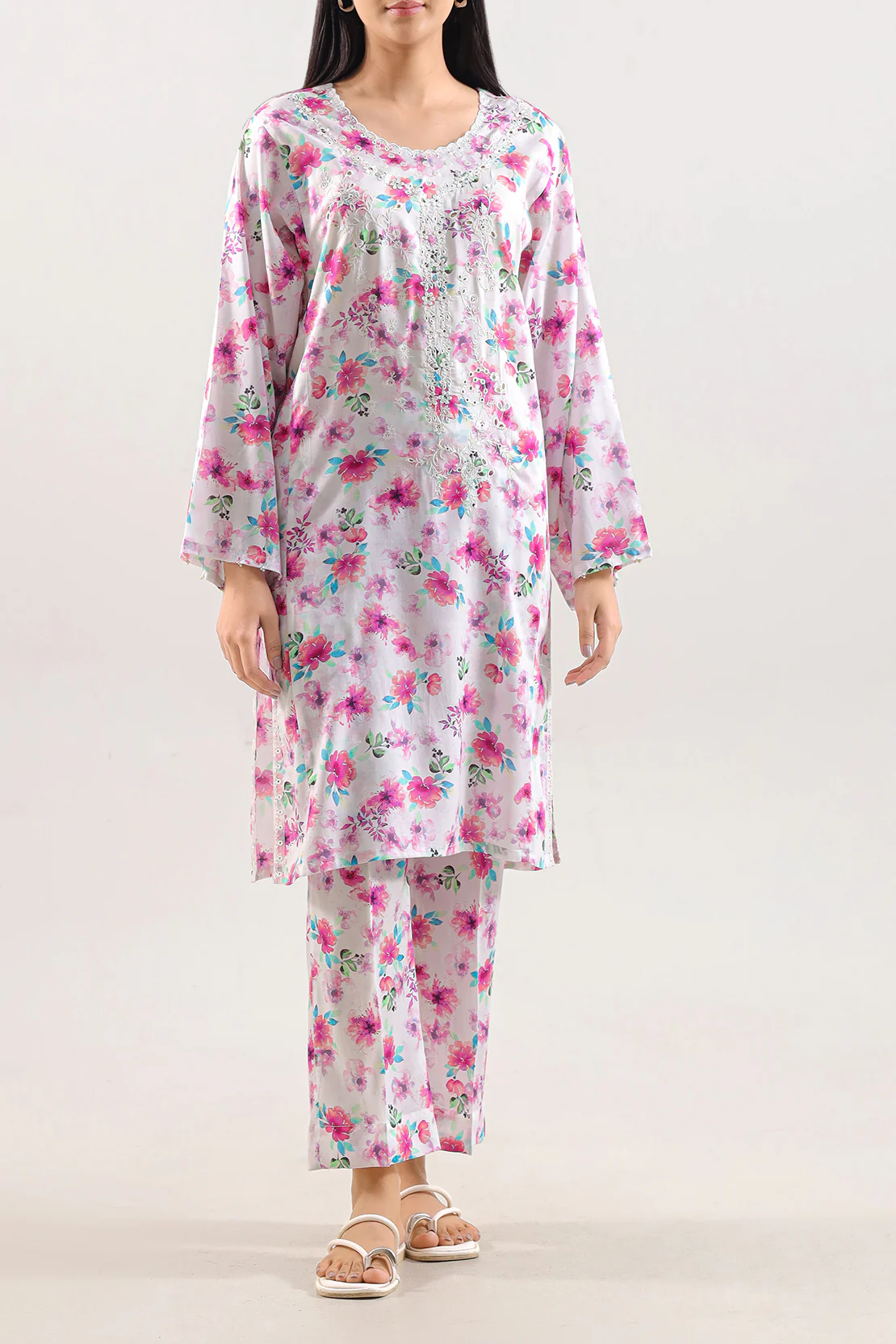 Printed Embroidered Arabic Lawn Stitched 2 Piece (Shirt/Trouser)