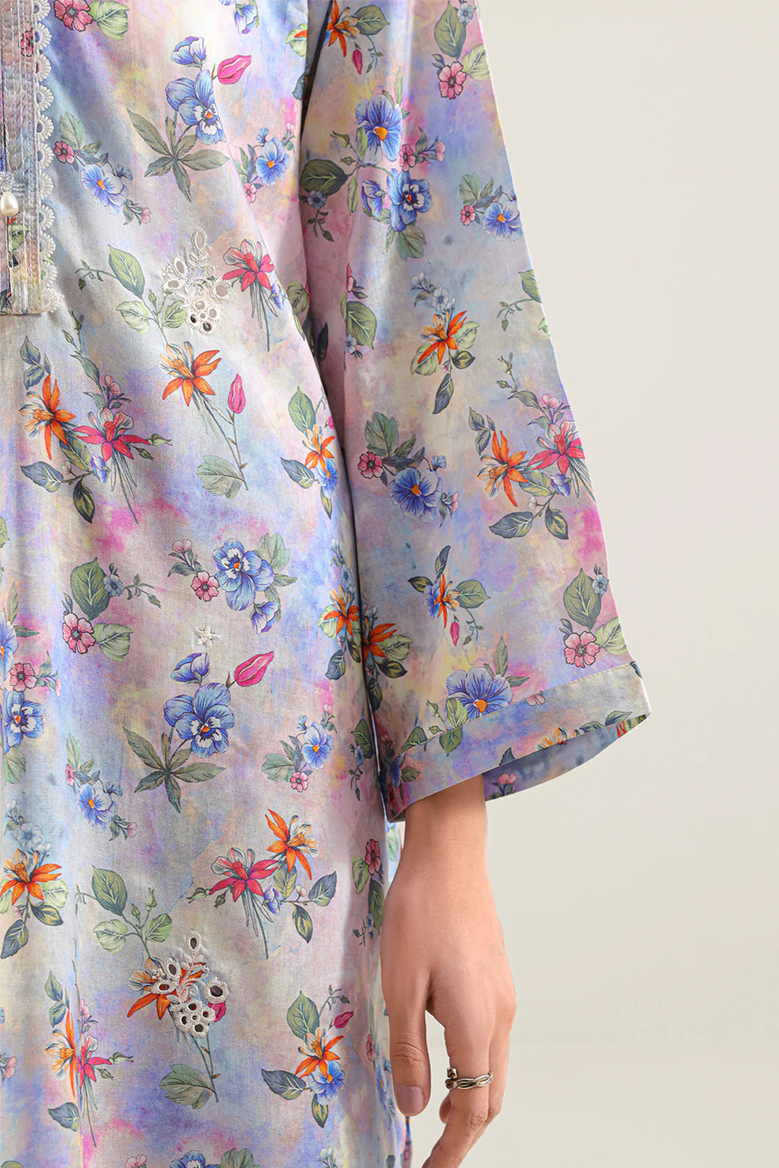 Printed Embroidered Arabic Lawn Stitched Shirt - Image 4