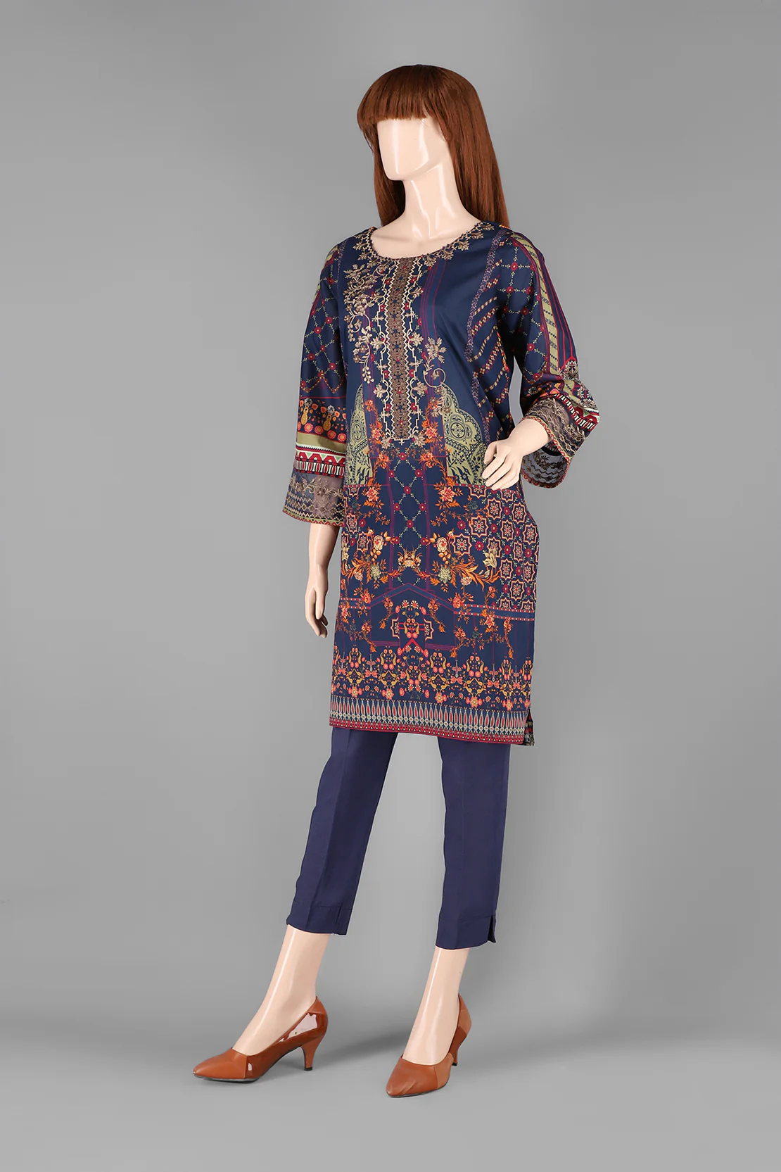 Printed Emb Lawn Stitched Shirt - Image 3