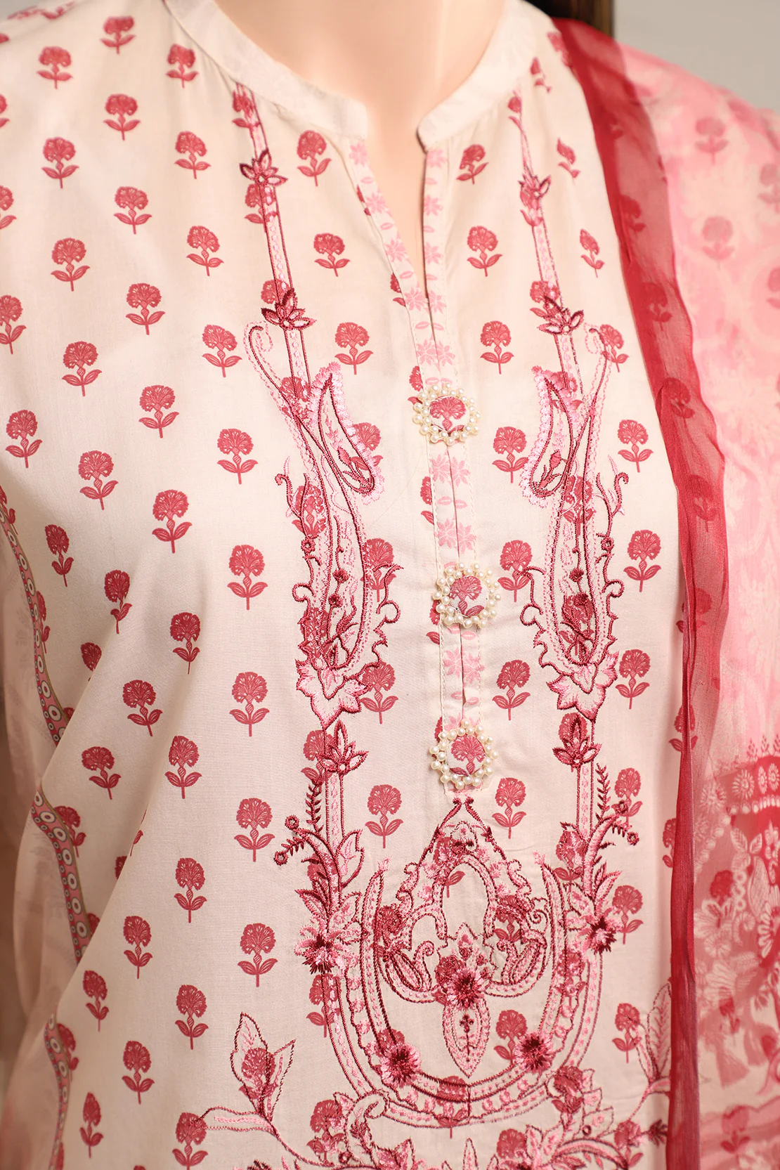 Printed Embroidered Lawn Stitched 3 Piece - Image 3