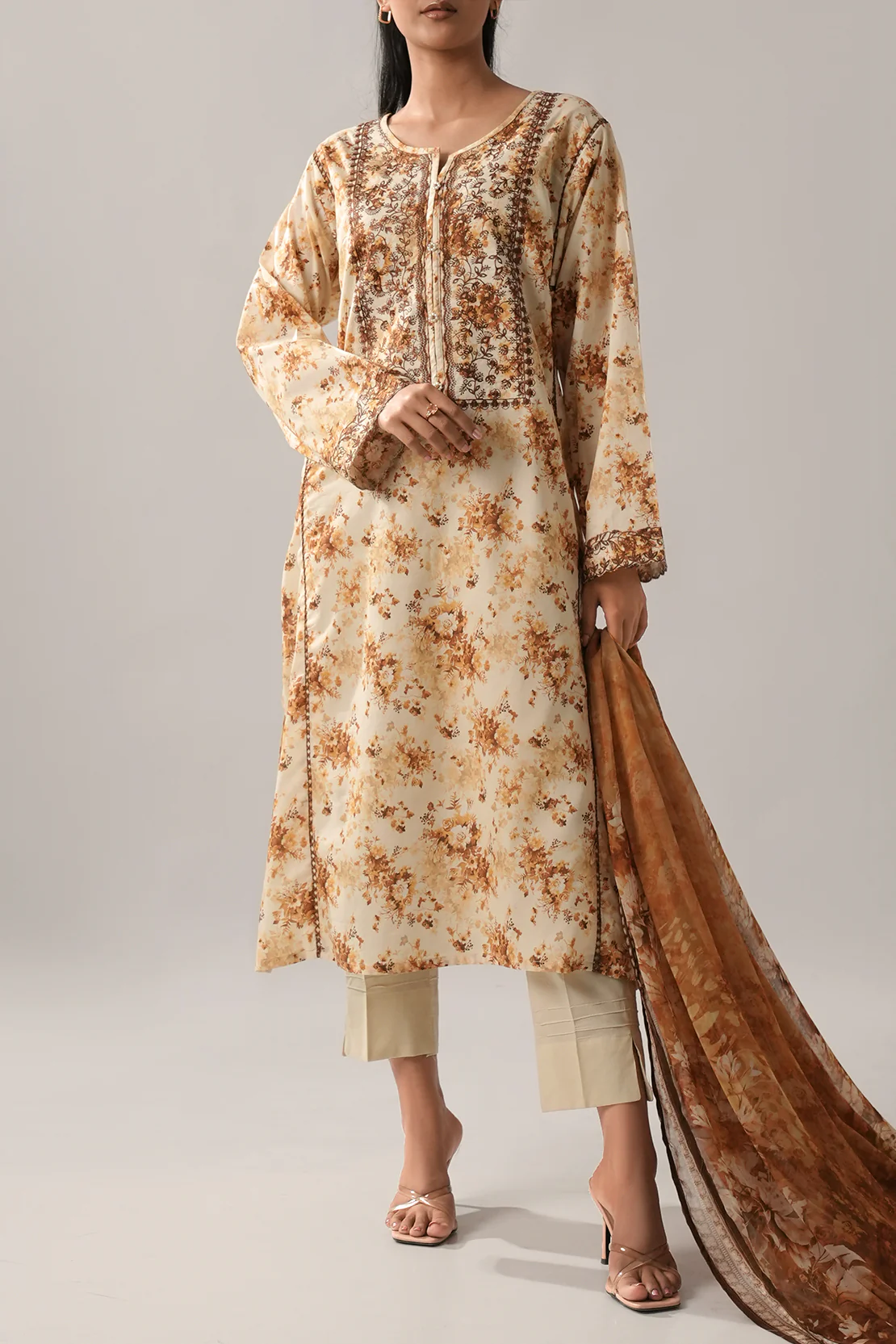 Printed Embroidered Lawn Stitched 3 Piece - Image 5