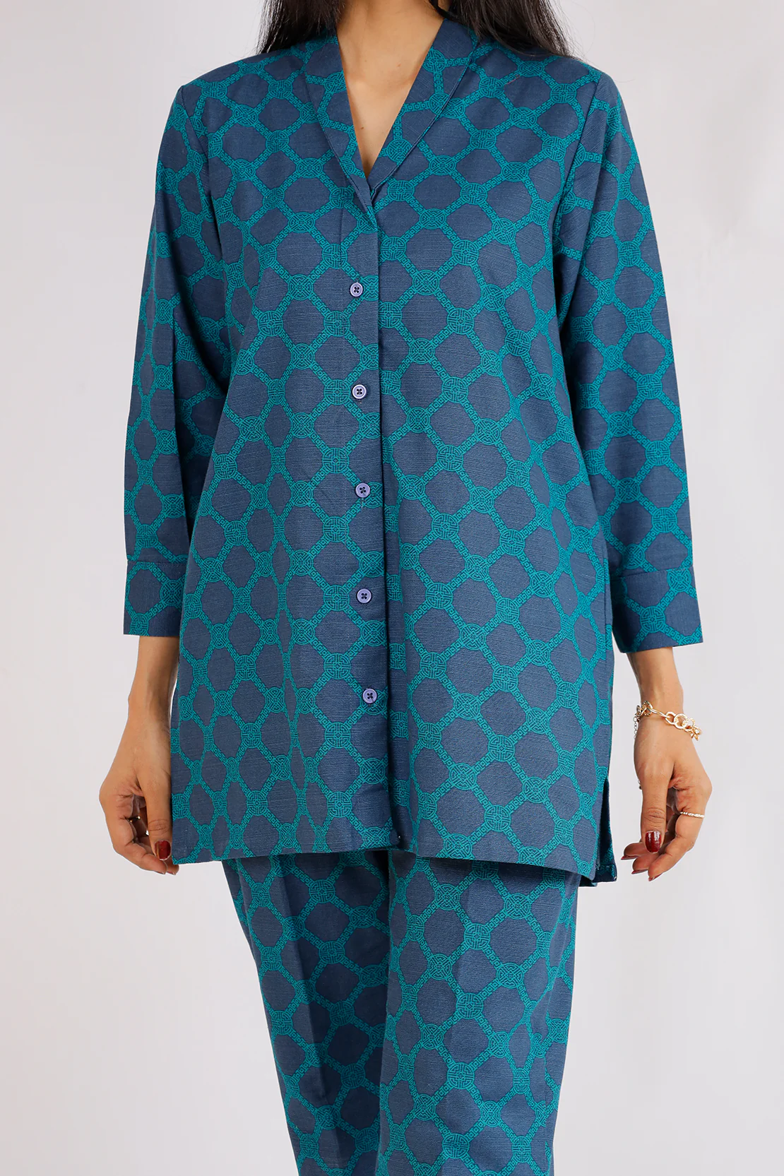 Printed Khaddar Stitched 2 Piece (Shirt/Trouser) - Image 5