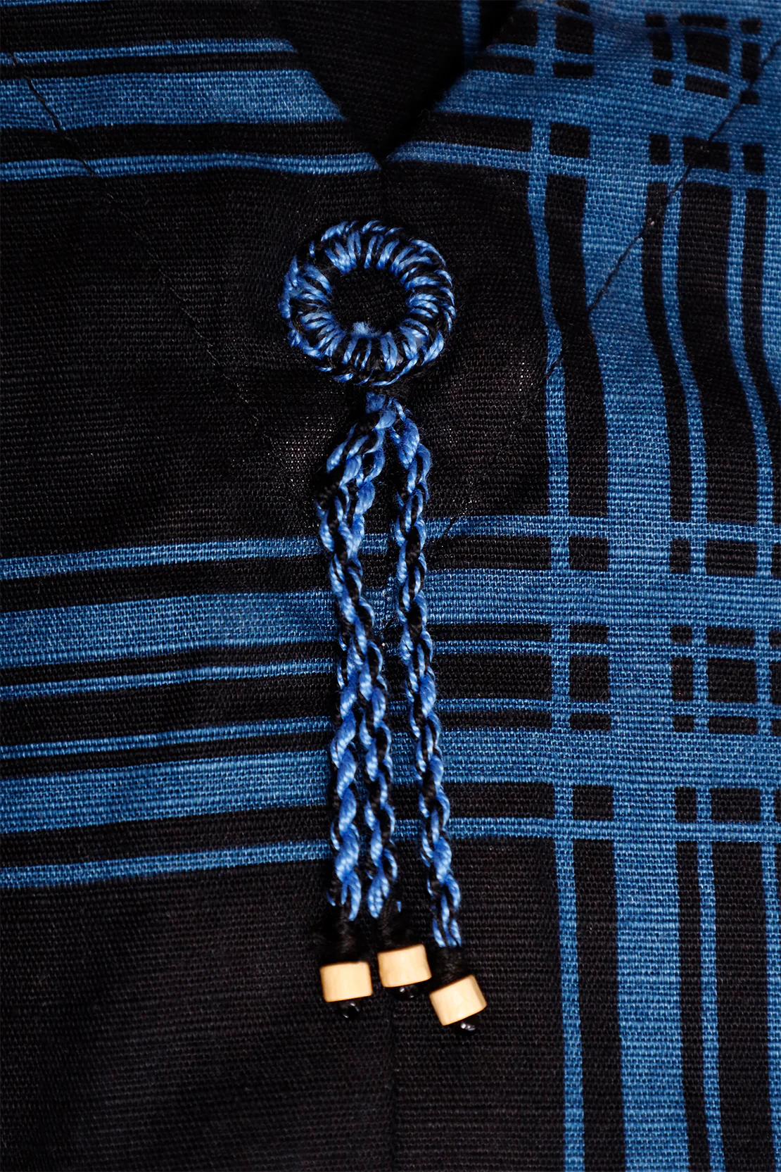 Printed Khaddar Stitched 2 Piece (Shirt/Trouser) - Image 6