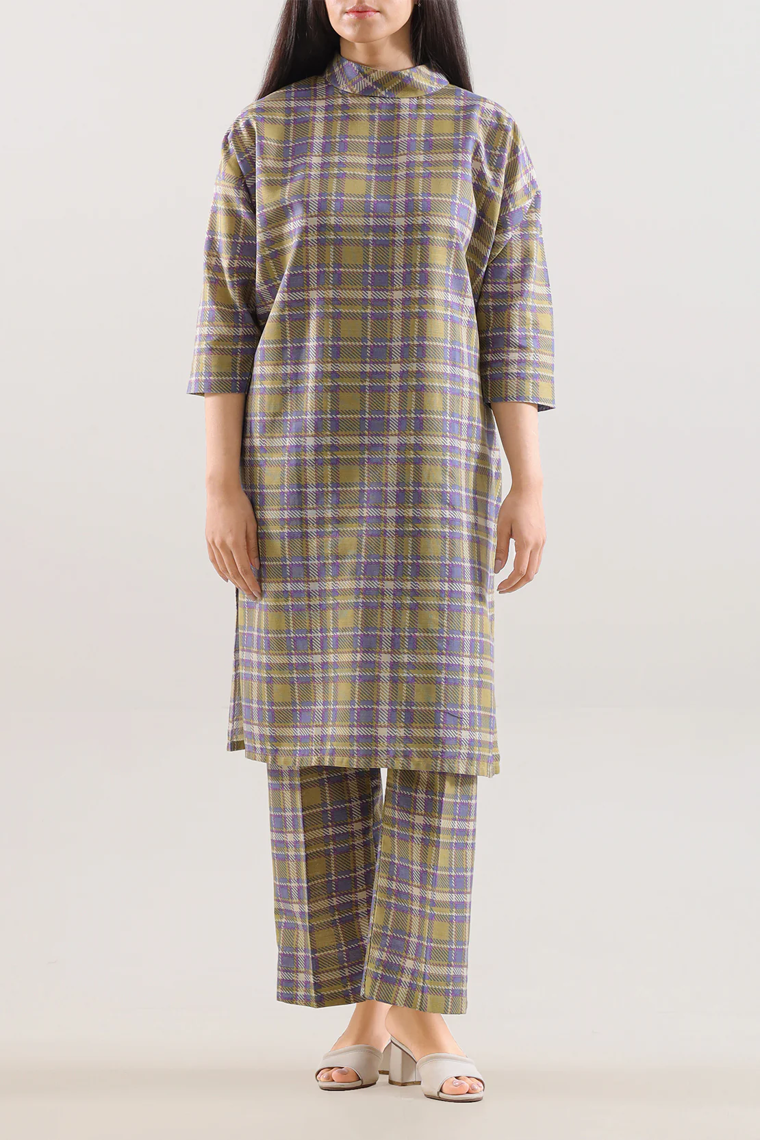 Printed Khaddar Stitched 2 Piece (Shirt/Trouser) - Image 2