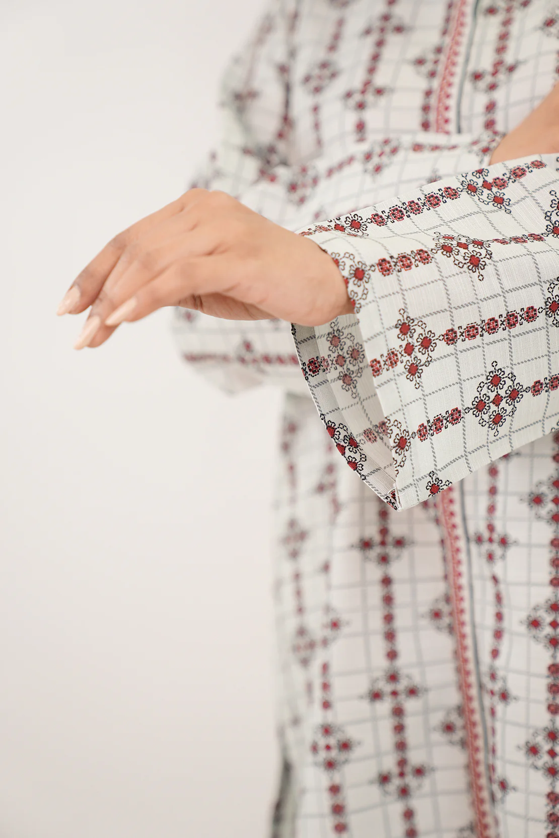 Printed Khaddar Stitched 2 Piece (Shirt/Trouser) - Image 6