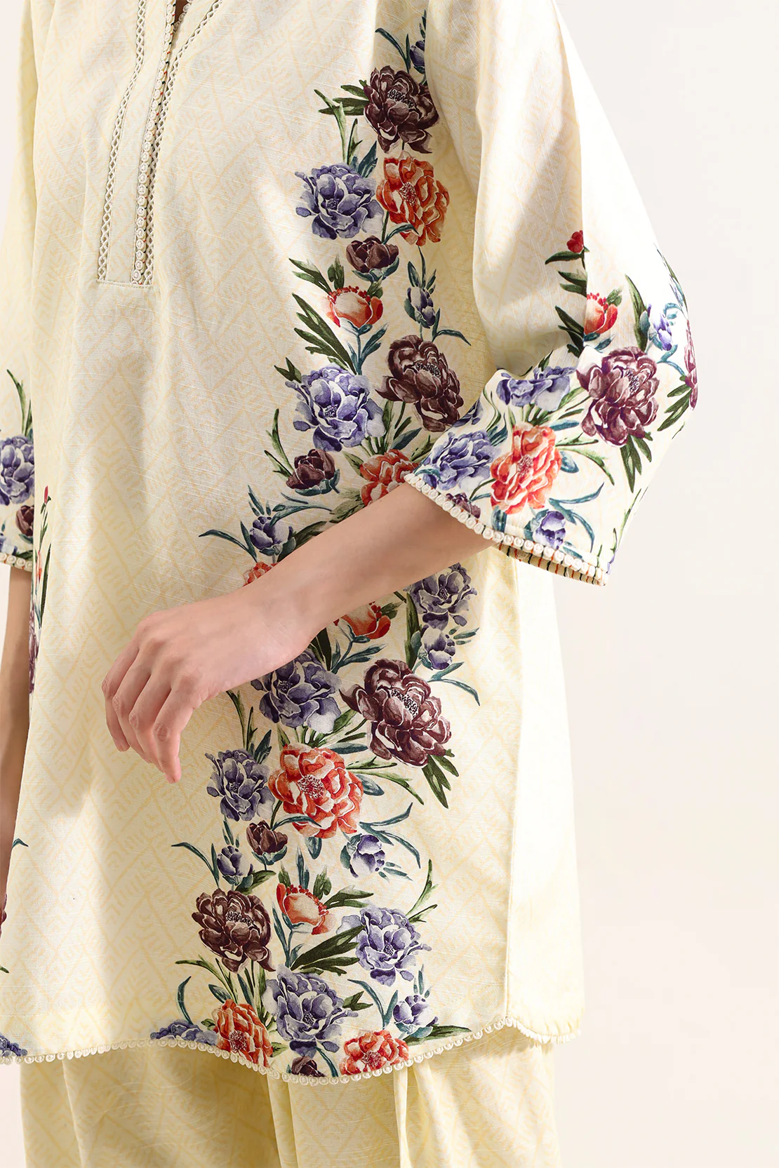Printed Khaddar Stitched 2 Piece (Shirt/Trouser) - Image 4