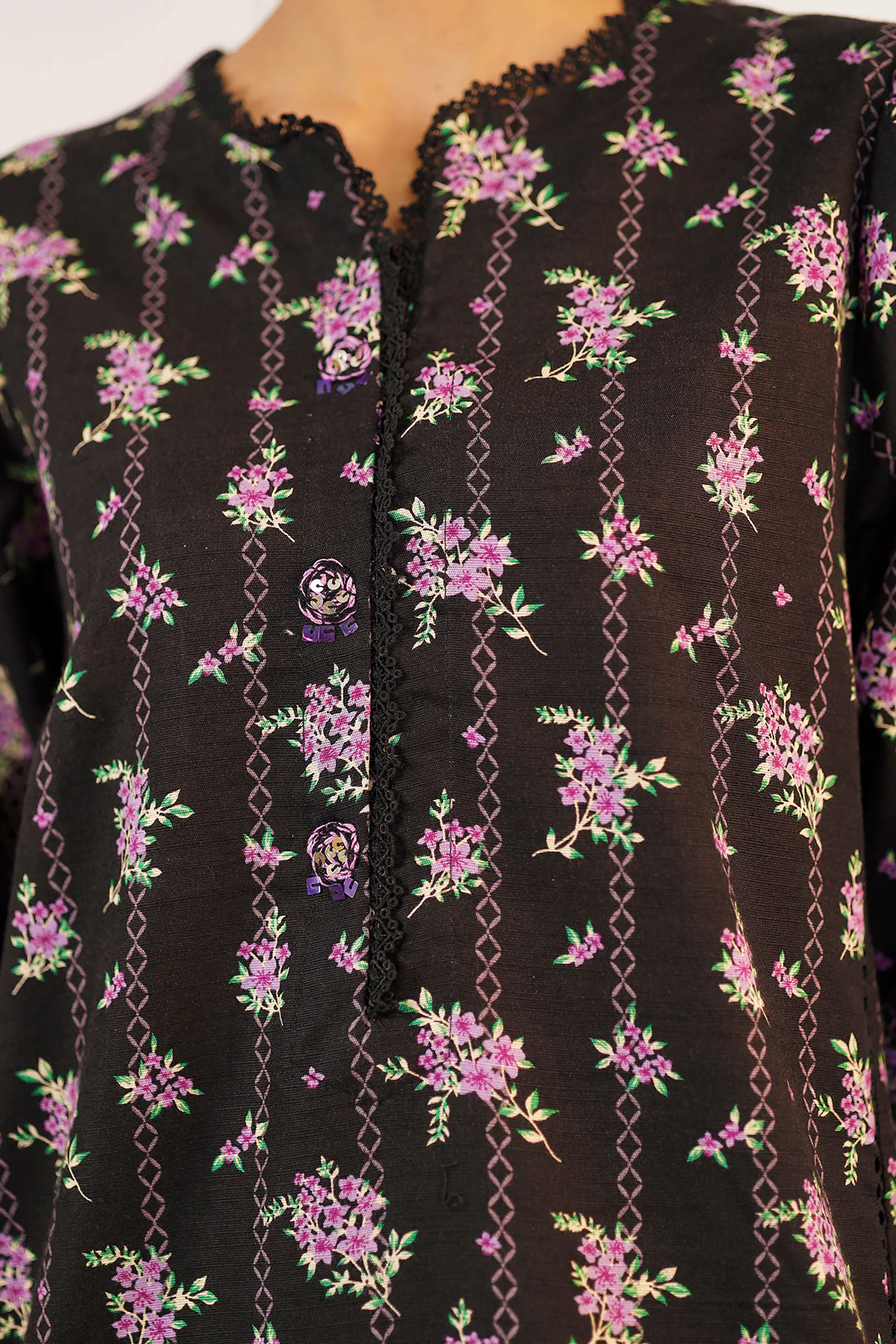 Printed Khaddar Stitched 3 Piece - Image 6