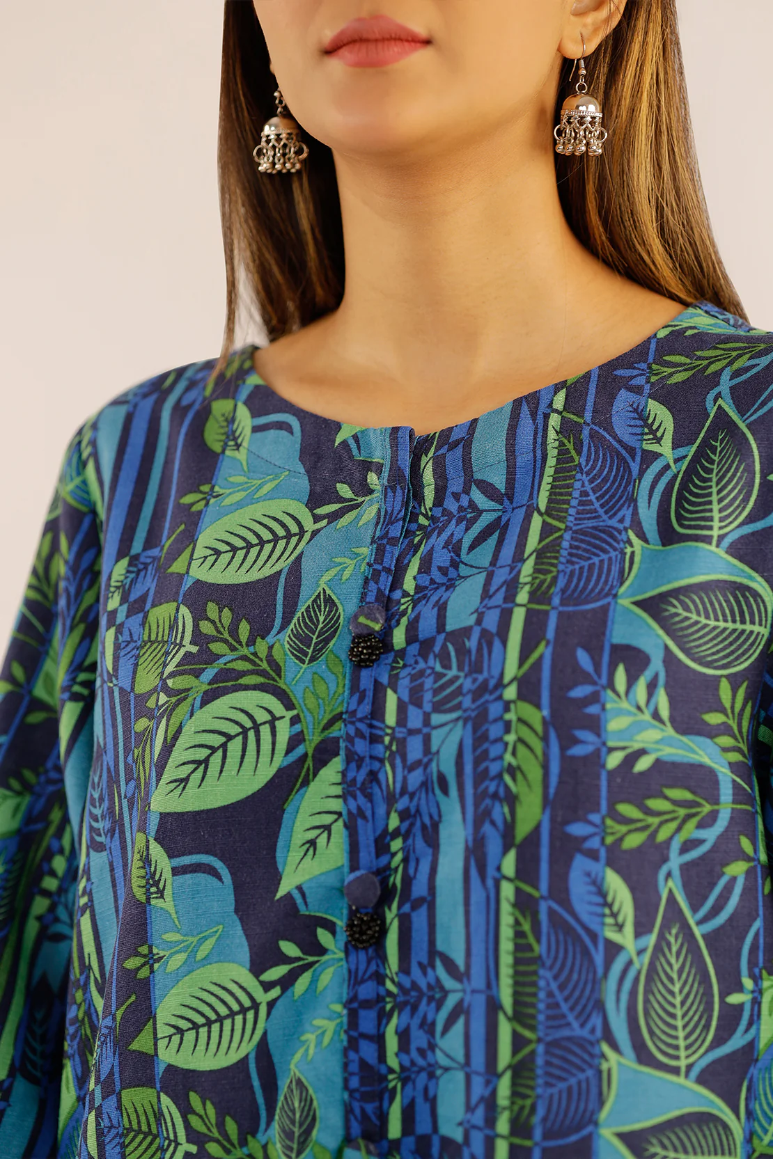 Printed Khaddar Stitched 3 Piece - Image 4