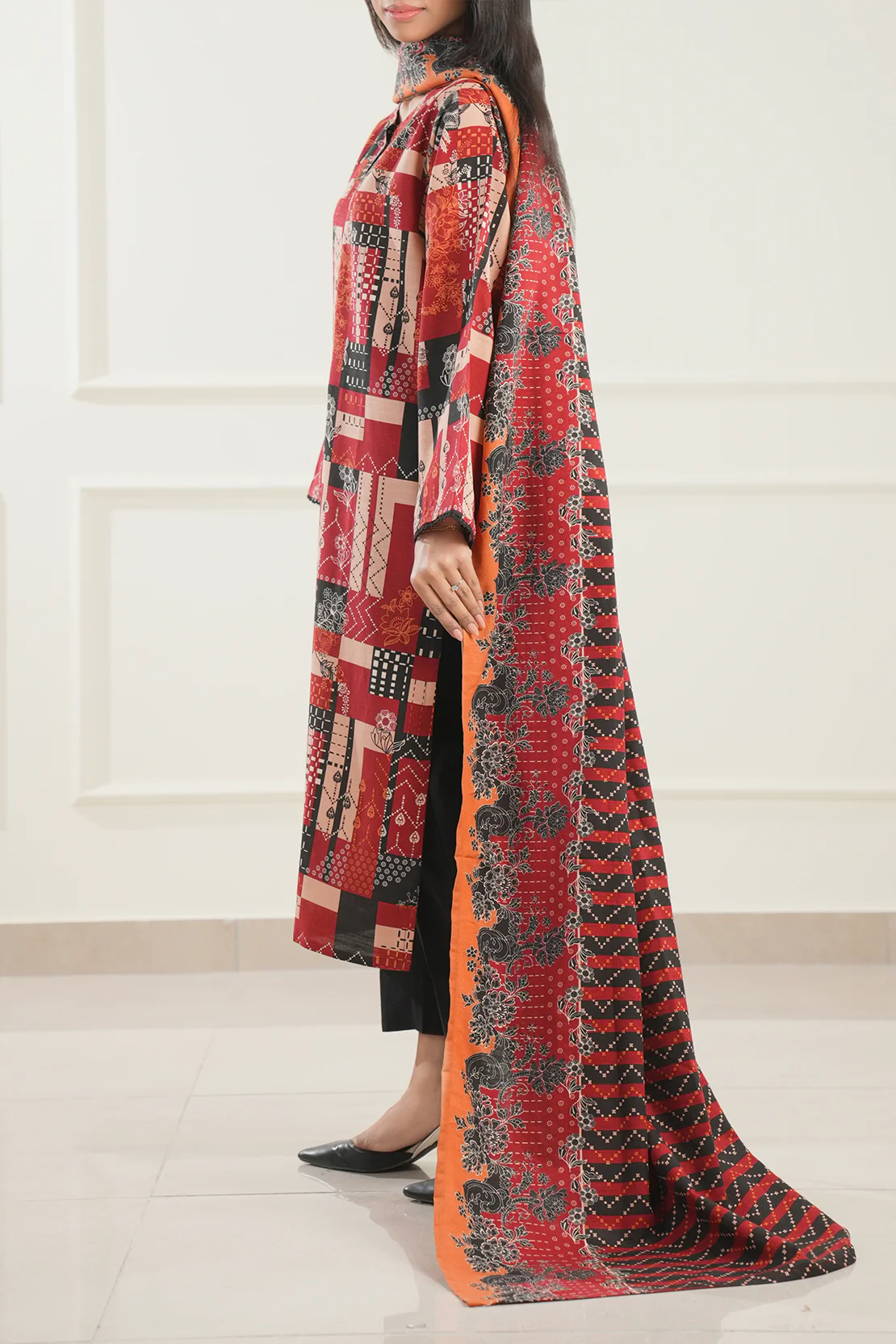 Printed Khaddar Stitched 3 Piece - Image 3
