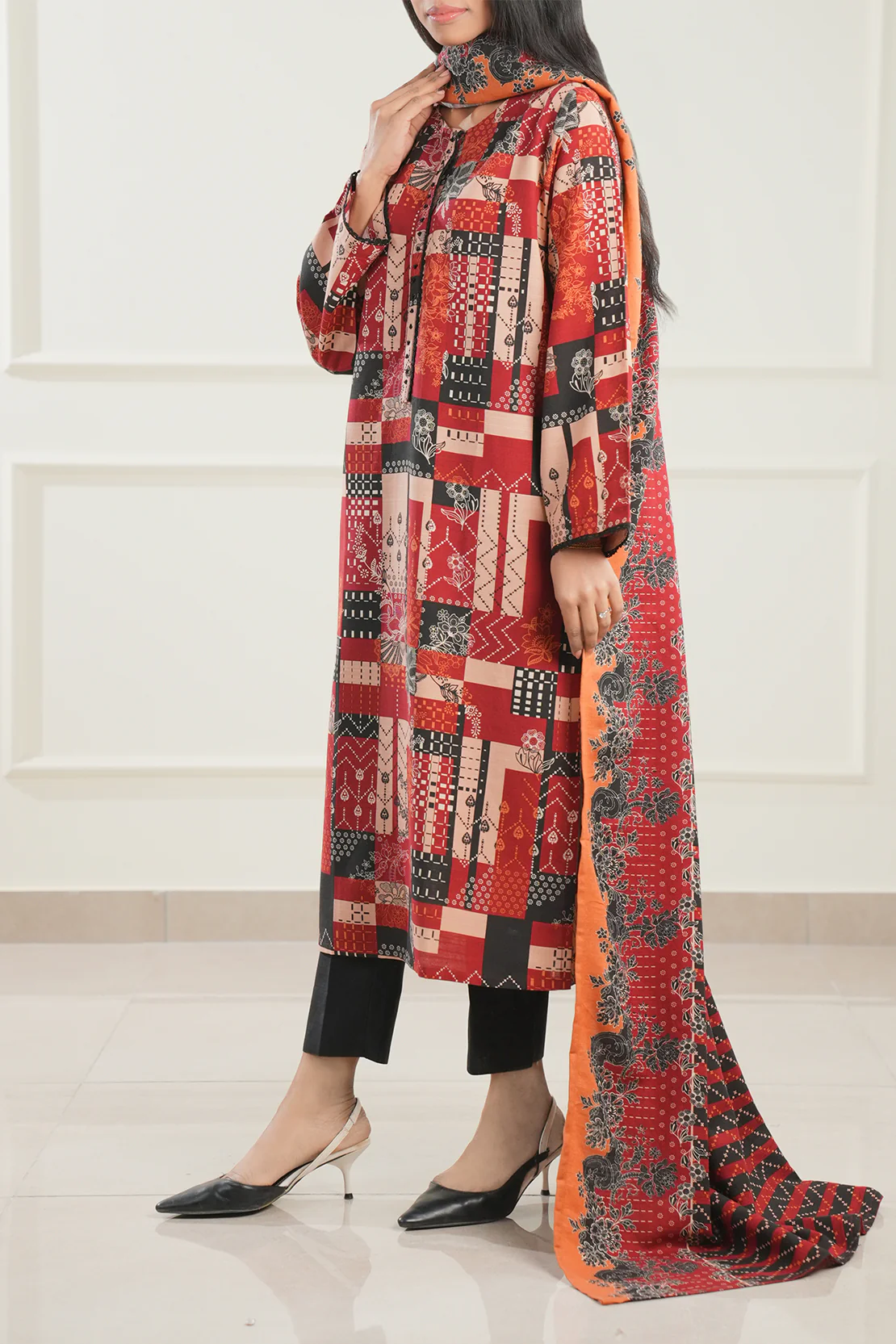 Printed Khaddar Stitched 3 Piece - Image 4