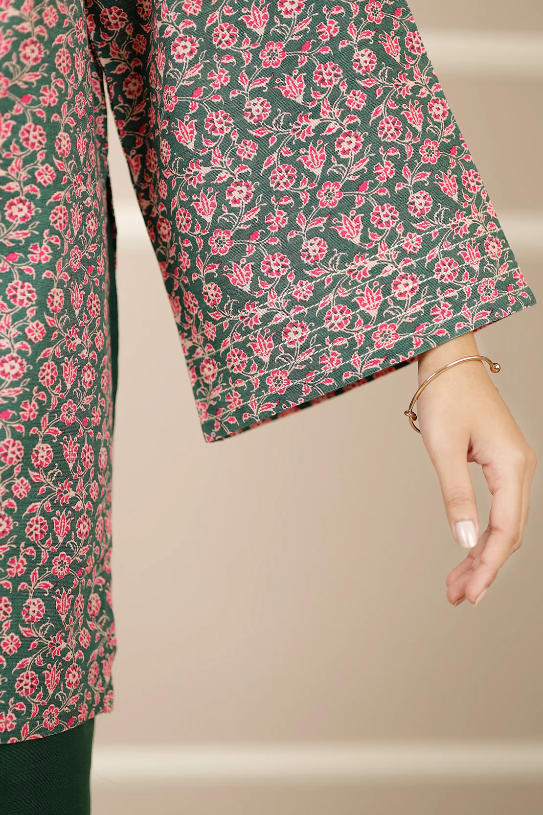 Printed Khaddar Stitched 3 Piece - Image 7