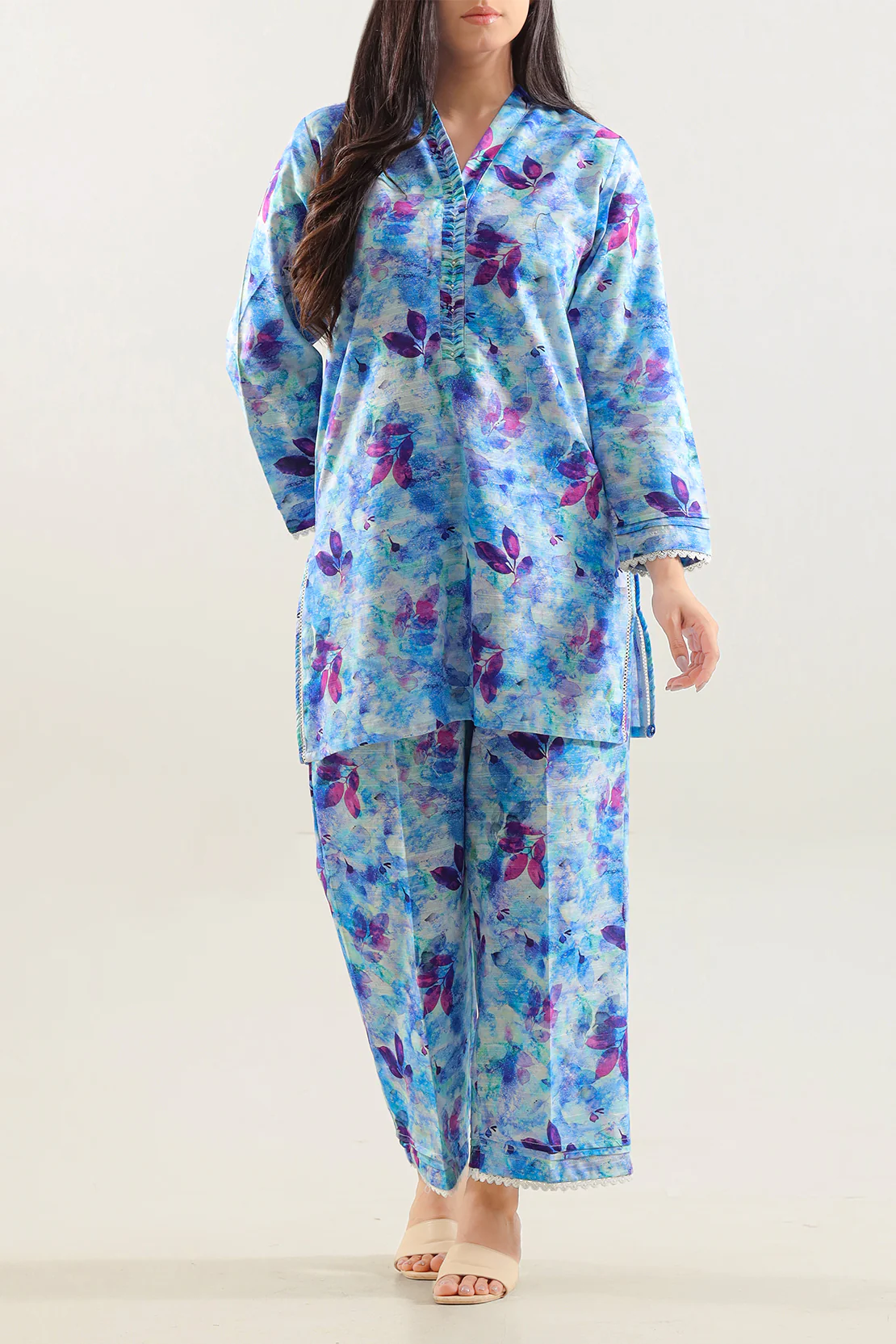 Printed Khaddar Stitched Shirt - Image 3
