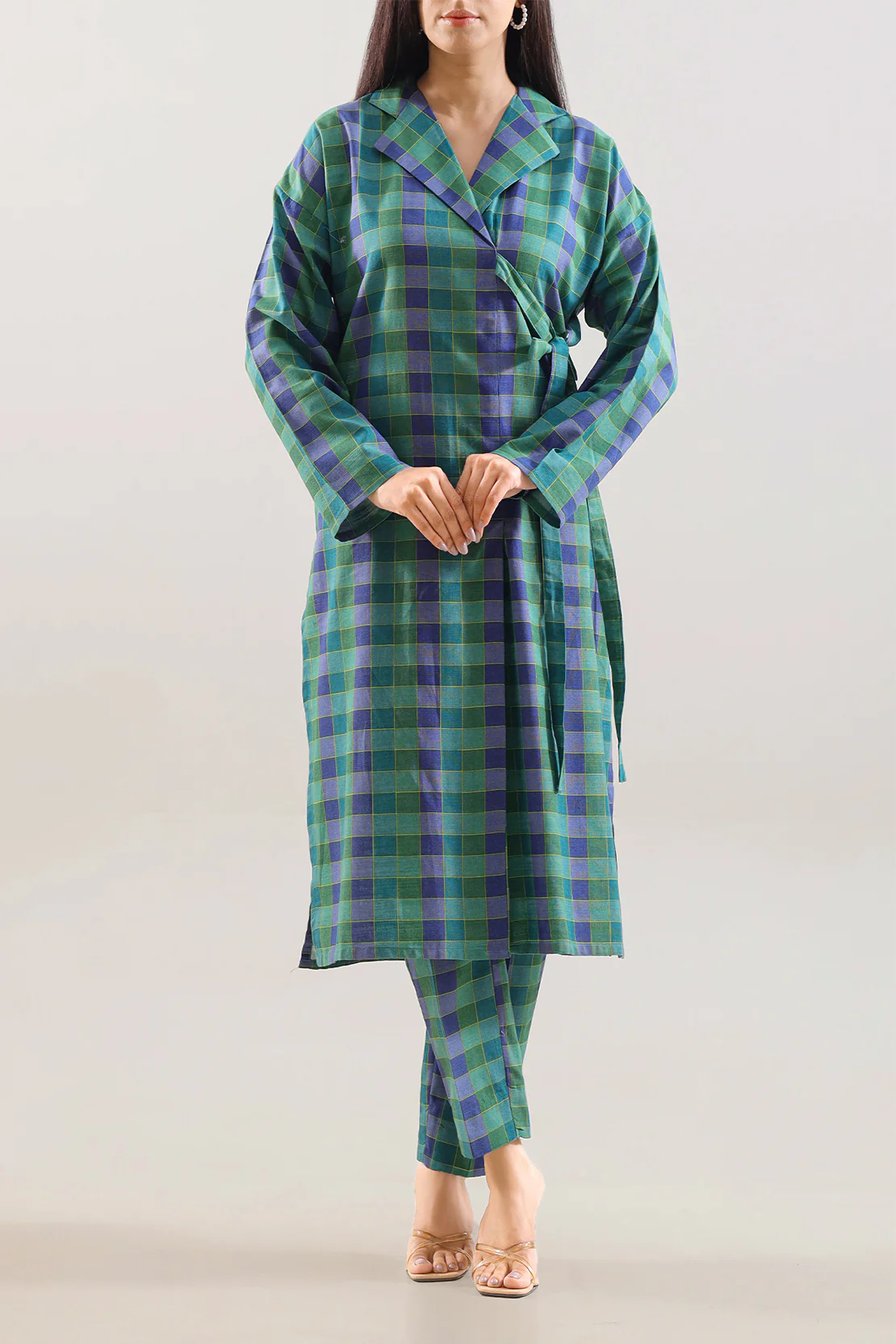 Printed Khaddar Stitched Shirt - Image 3
