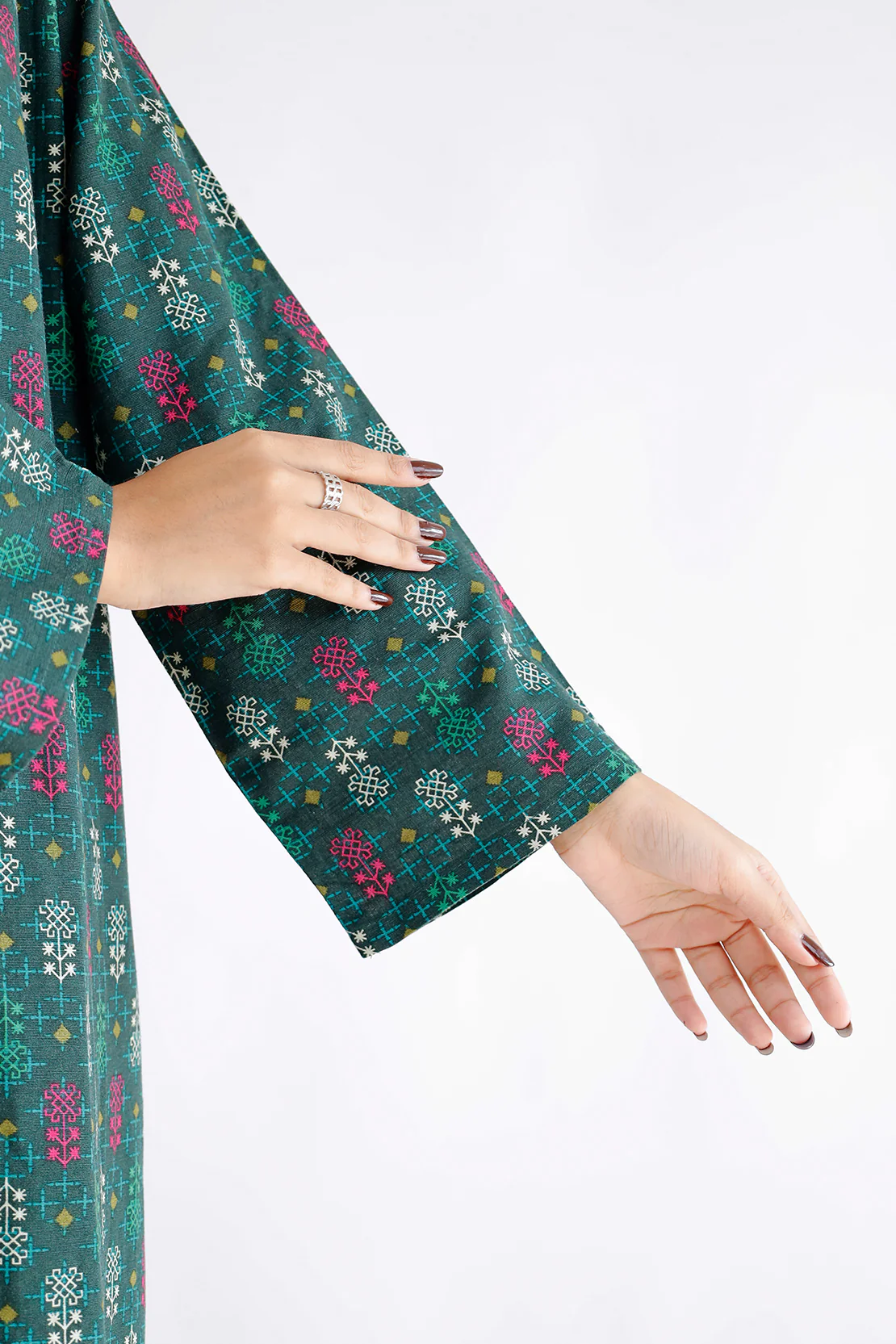 Printed Khaddar Stitched Shirt - Image 7