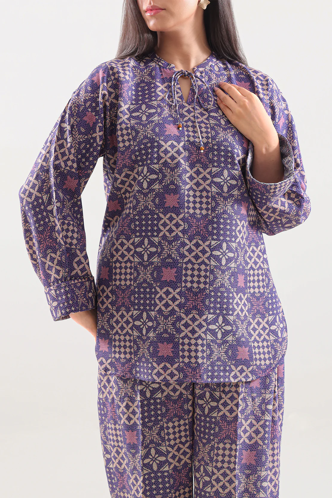 Printed Khaddar Stitched Shirt - Image 3