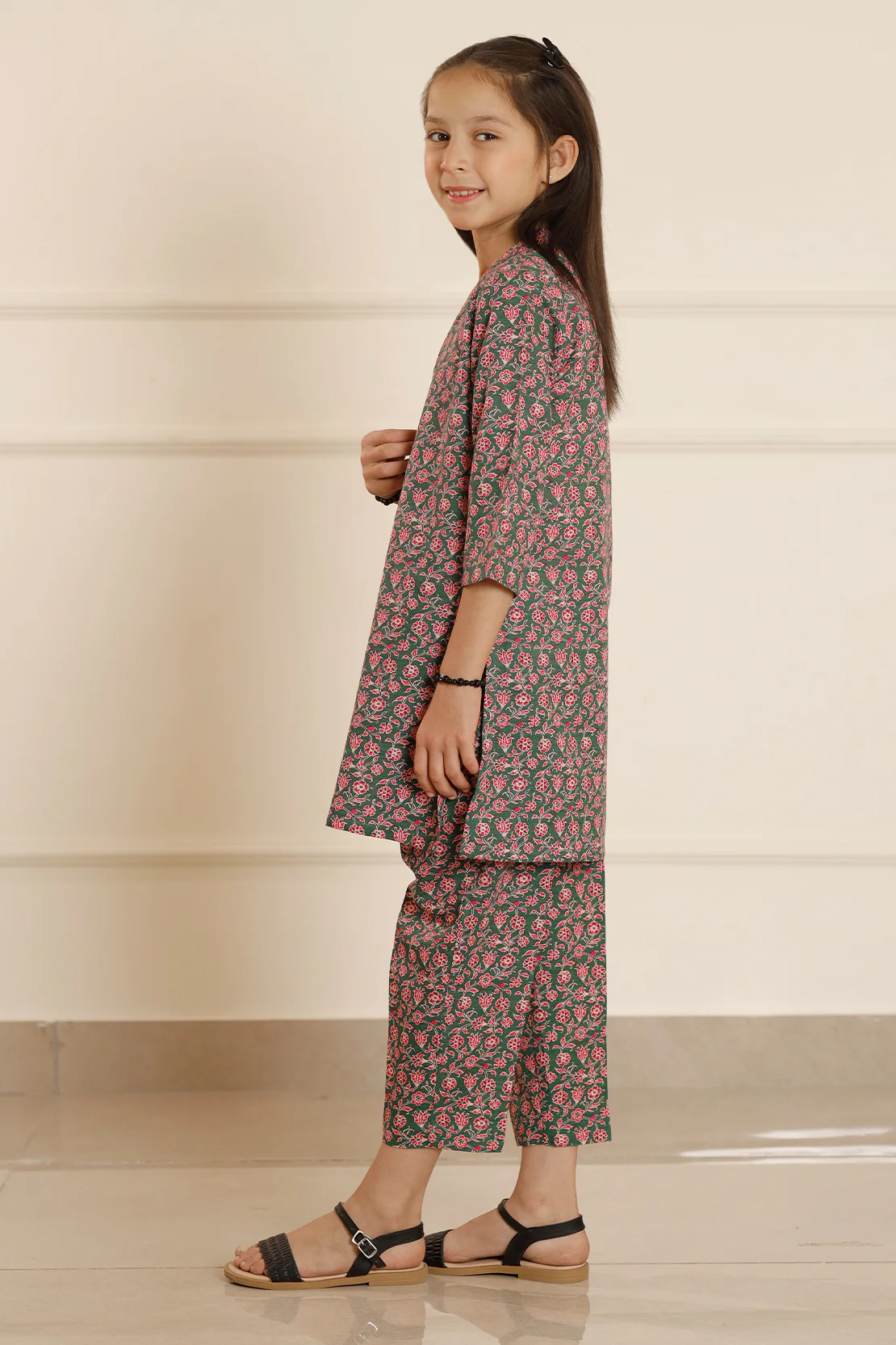 Printed Khaddar Stitched Shirt/trouser For Kids - Image 4