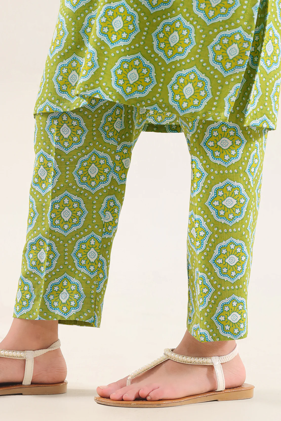 Printed Khaddar Stitched Shirt/Trouser For Kids - Image 5