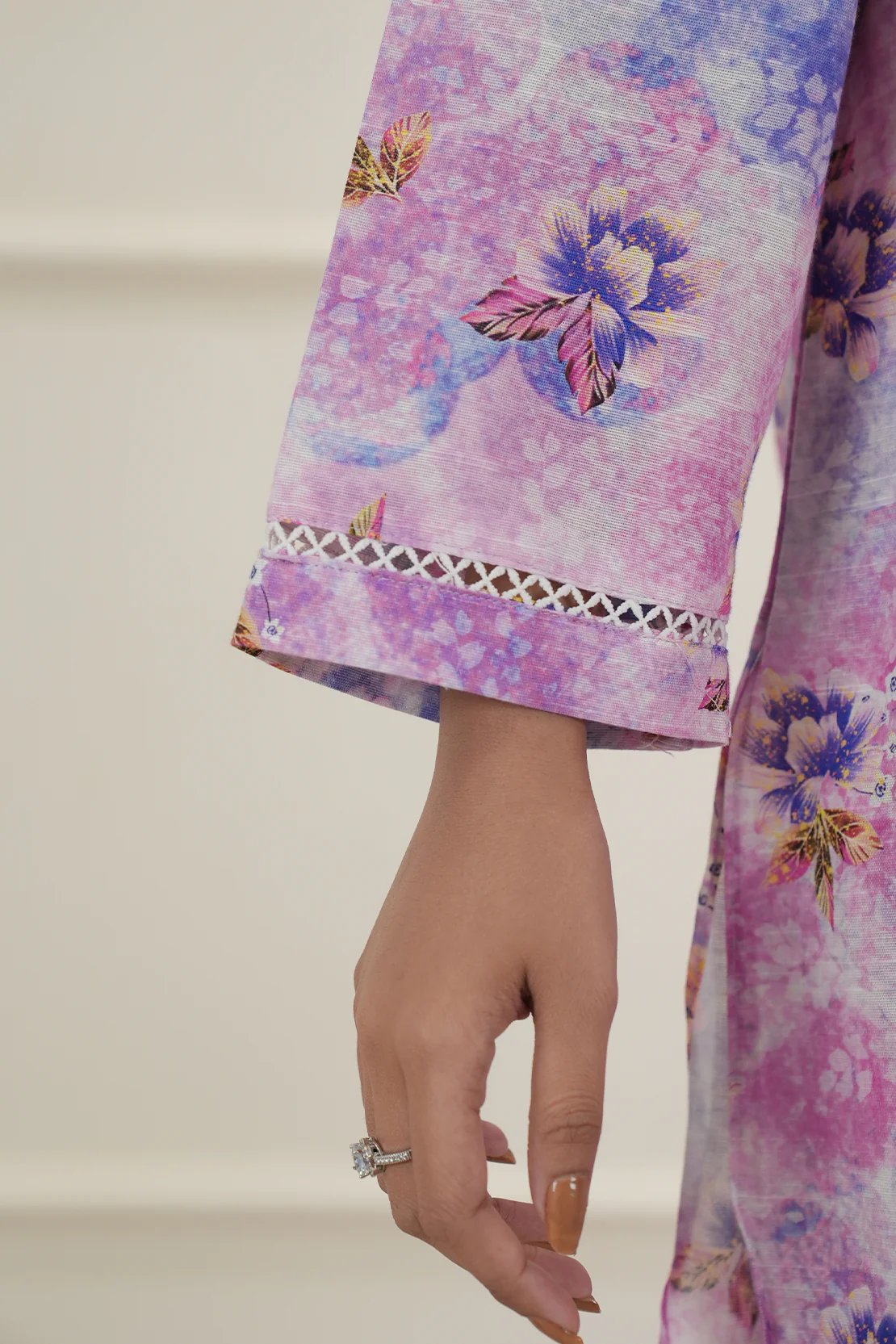 Printed Khaddar Stitched Shirt - Image 8