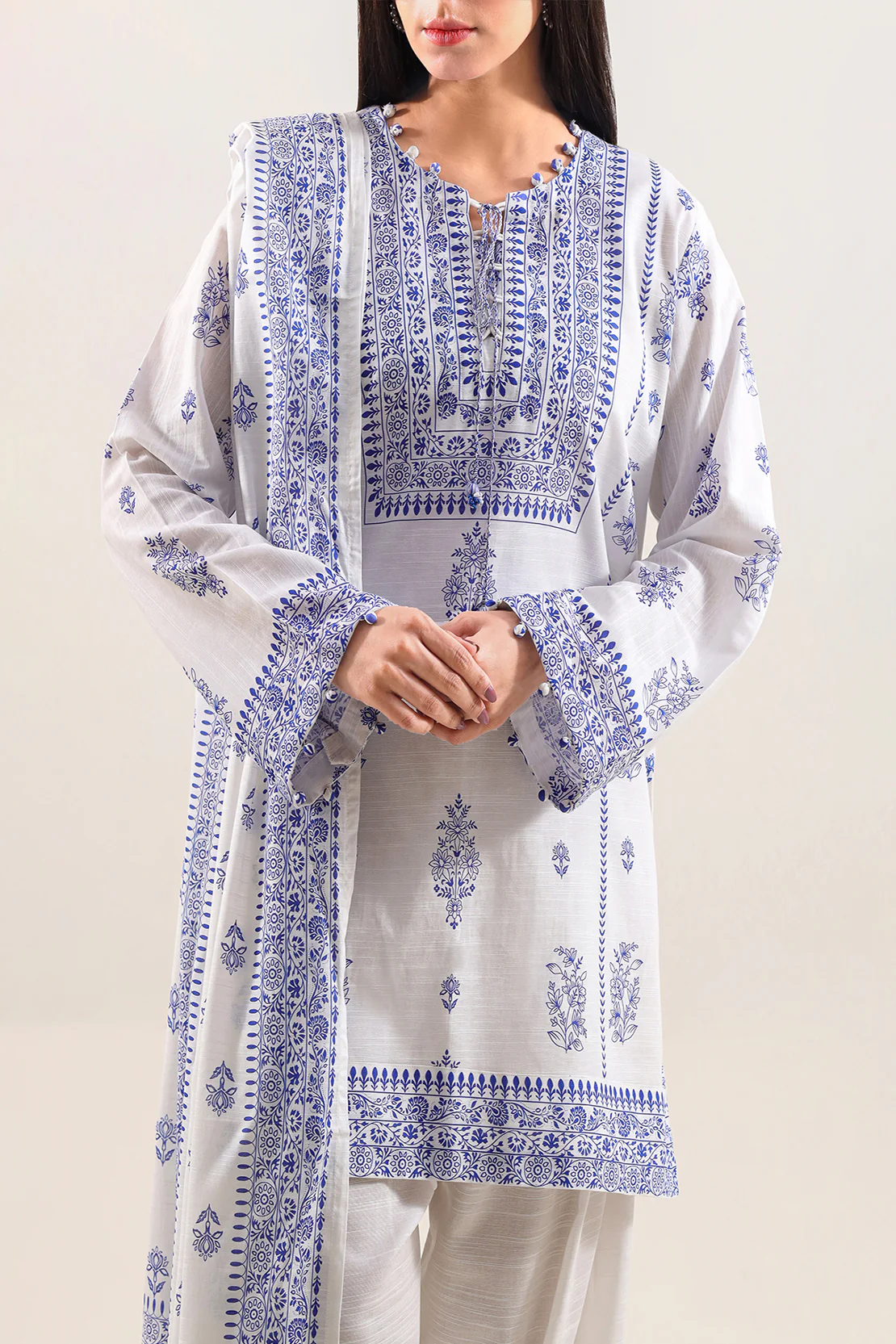 Printed Khaddar Stitched Shirt - Image 2