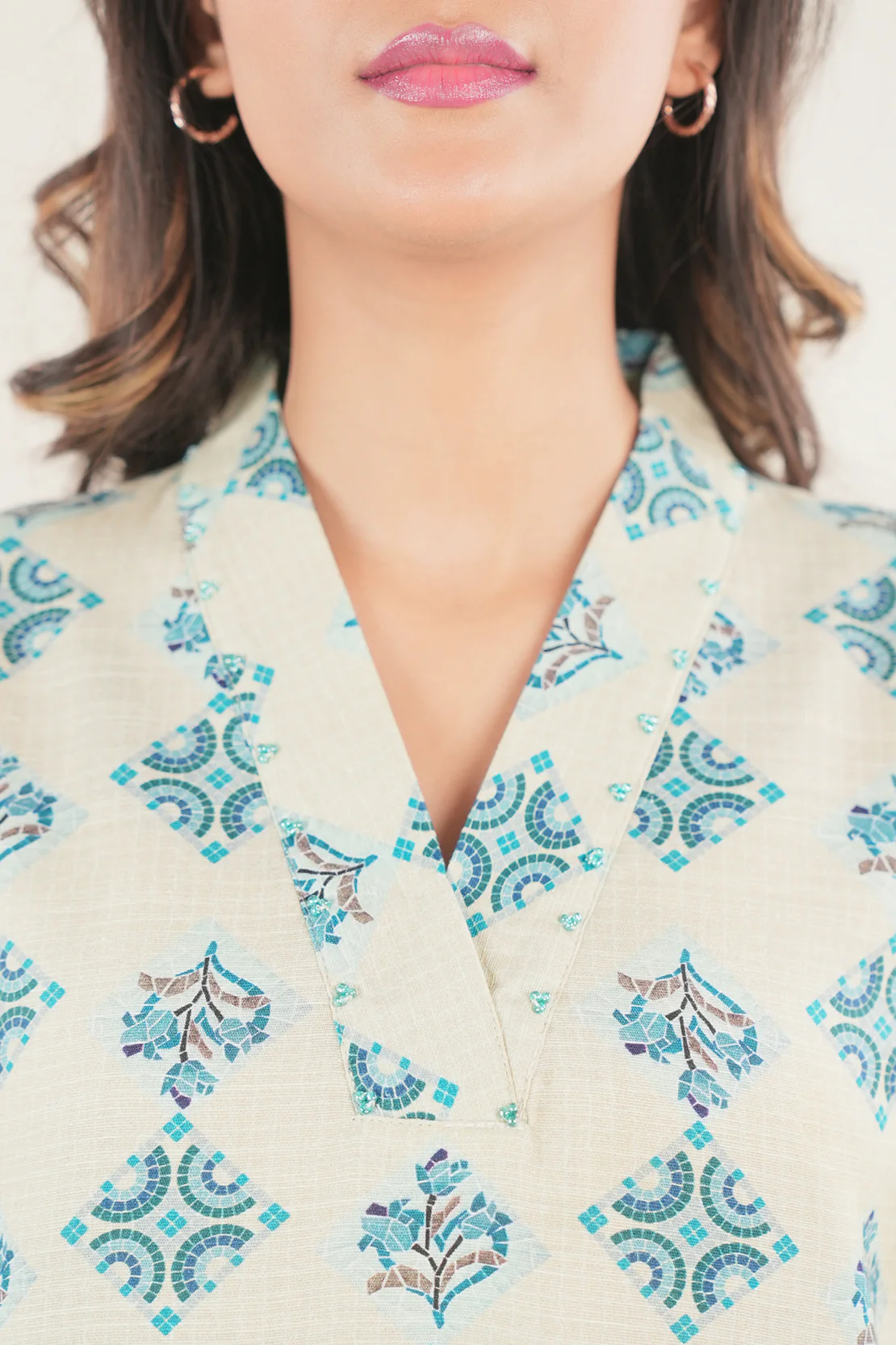 Printed Soft Khaddar Stitched 2 Piece (Shirt/Trouser) - Image 6