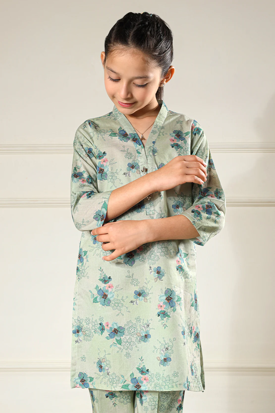 Printed Lawn Stitched 1 Piece Shirt For Kids - Image 4