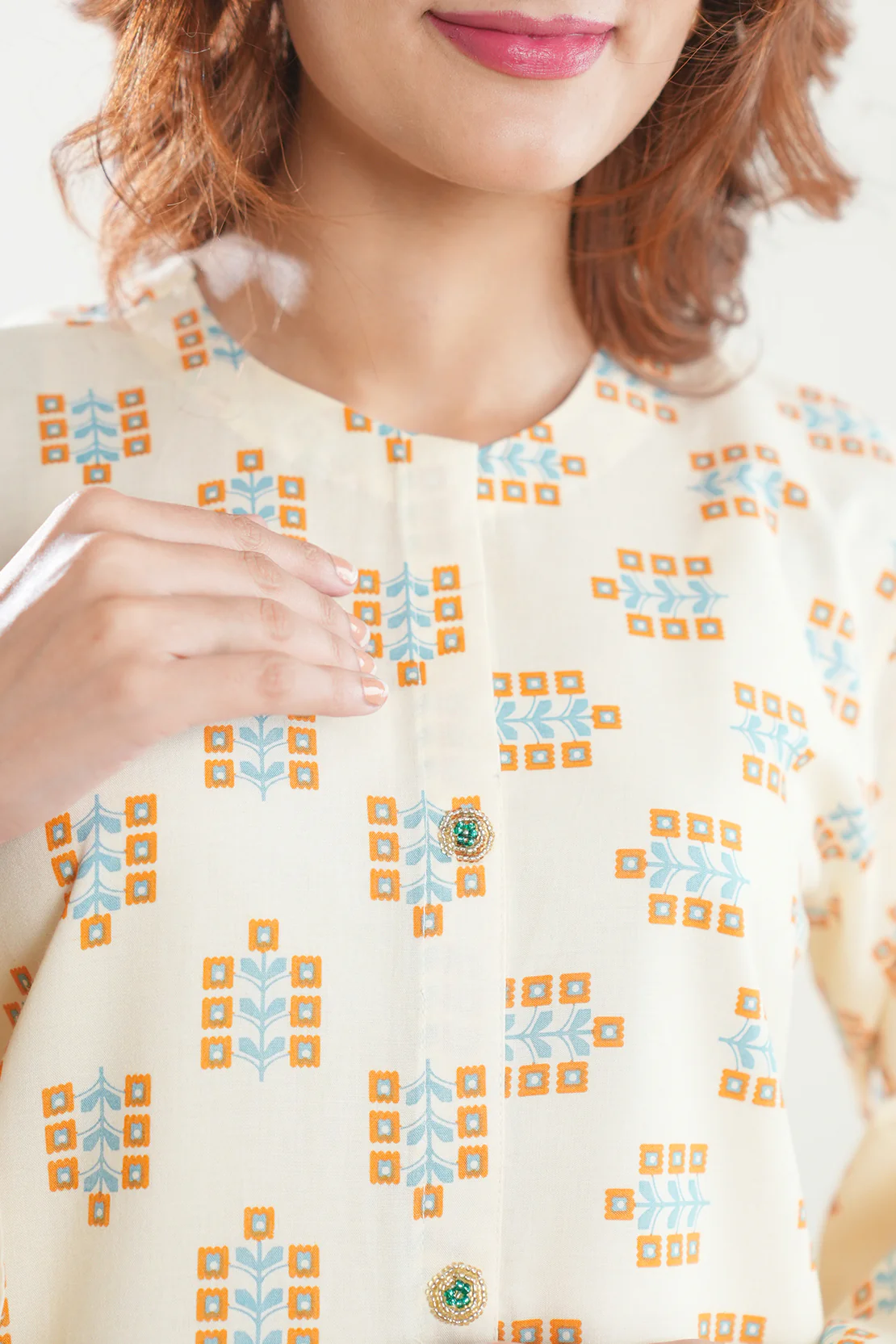 Printed Lawn Stitched 2 Piece (Shirt/Trouser) - Image 5