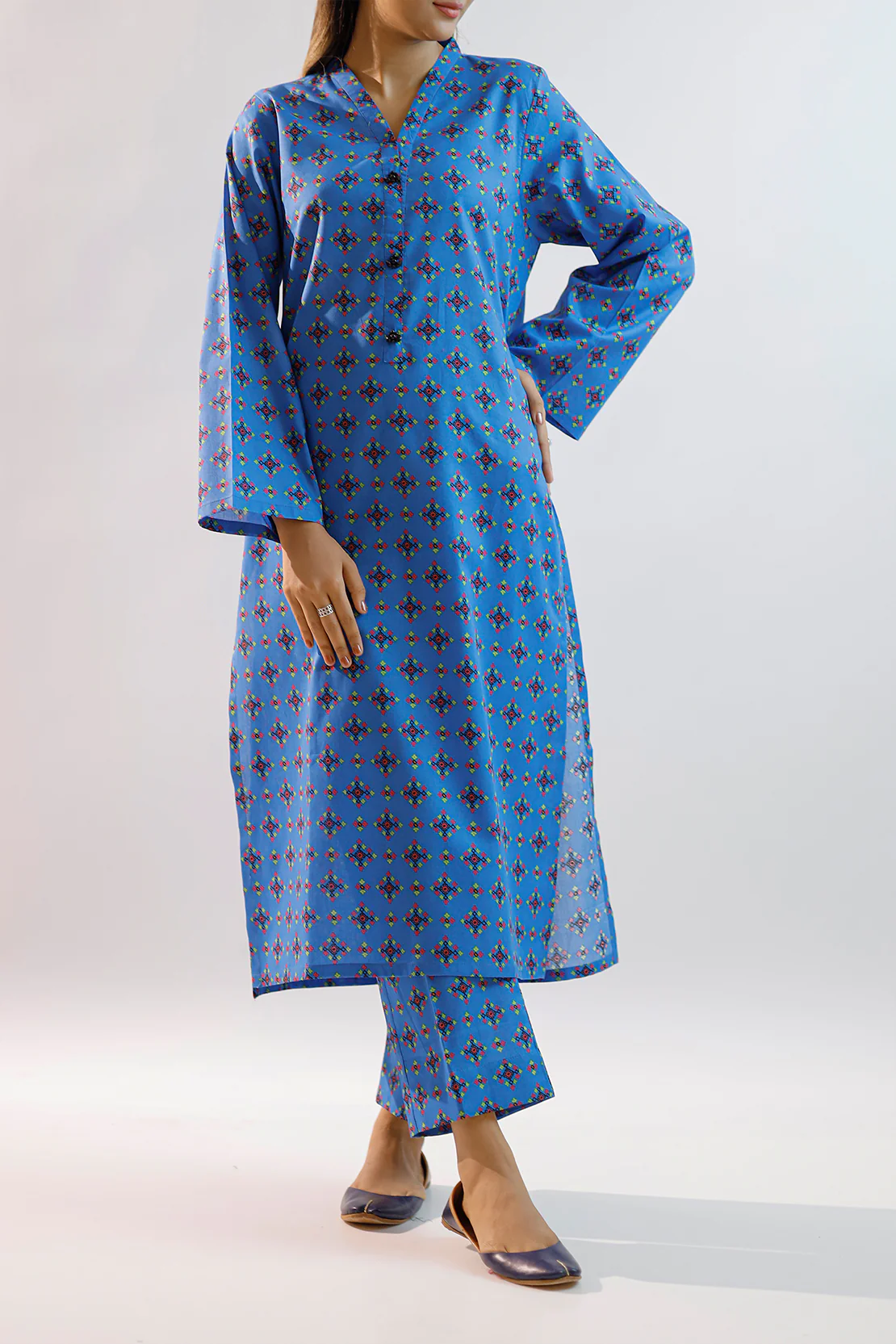 Printed Lawn Stitched 2 Piece (Shirt/Trouser) - Image 3