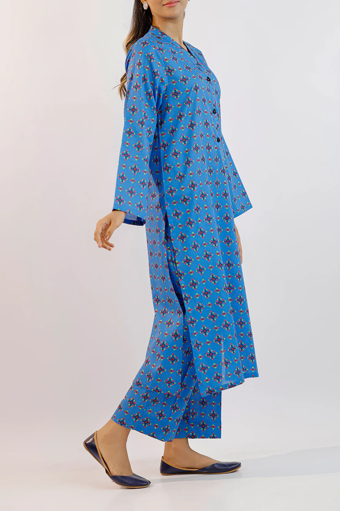 Printed Lawn Stitched 2 Piece (Shirt/Trouser) - Image 4