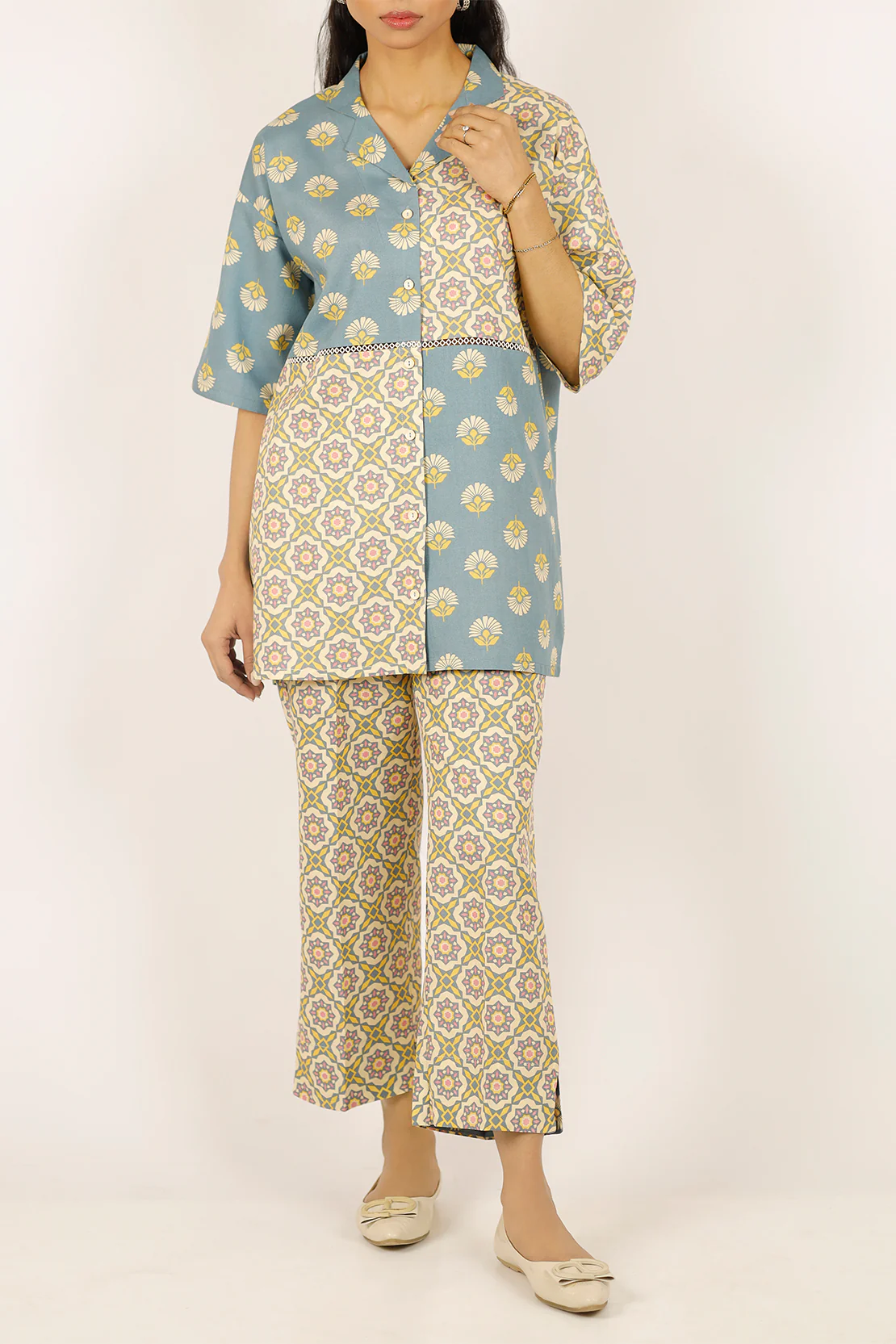 Printed Lawn Stitched 2 Piece (Shirt/Trouser)