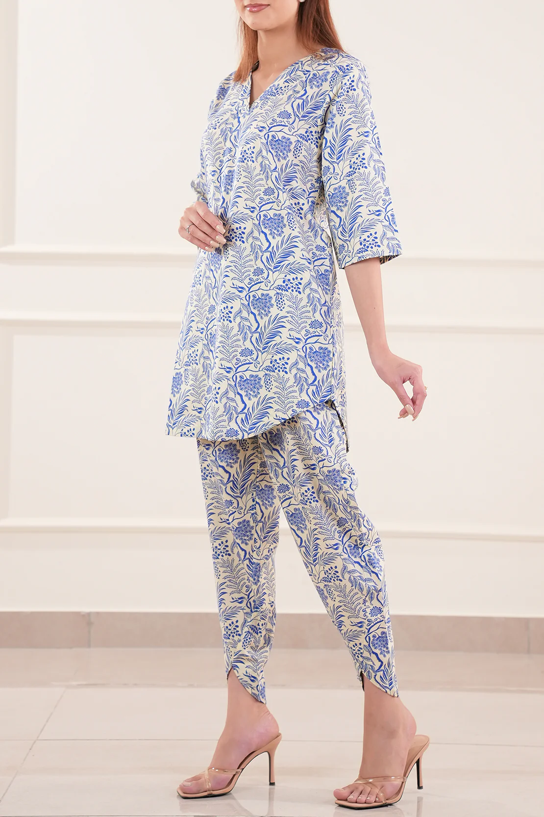 Printed Lawn Stitched 2 Piece (Shirt/Trouser) - Image 2