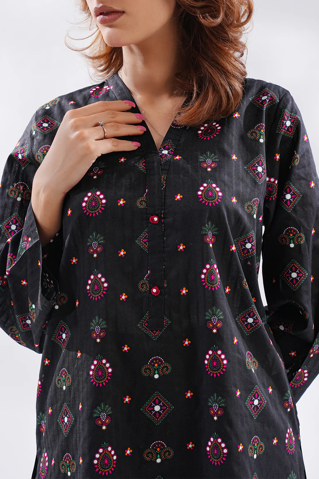 Printed Lawn Stitched 2 Piece (Shirt/Trouser) - Image 4