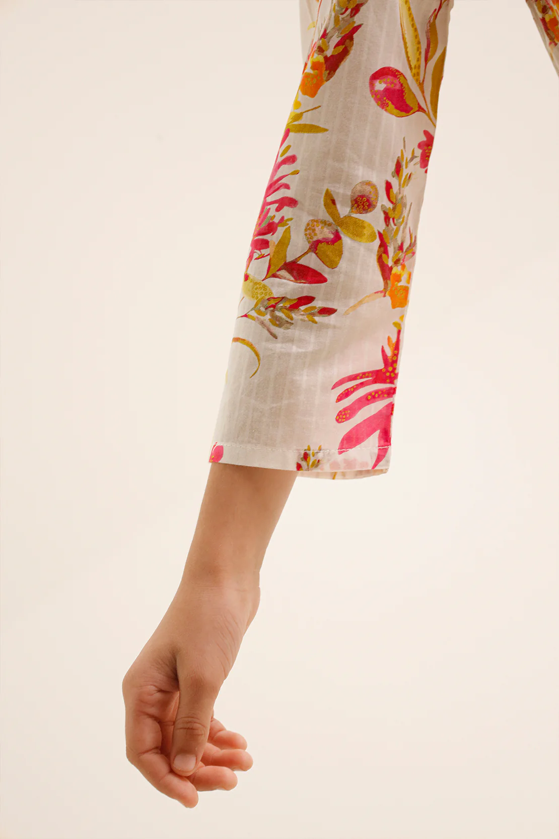 Printed Lawn Stitched 2 Piece (Shirt/Trouser) For Kids - Image 6